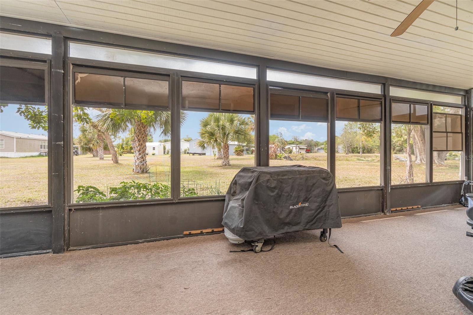 Image 22 of 27 For 1300 Riverview Drive