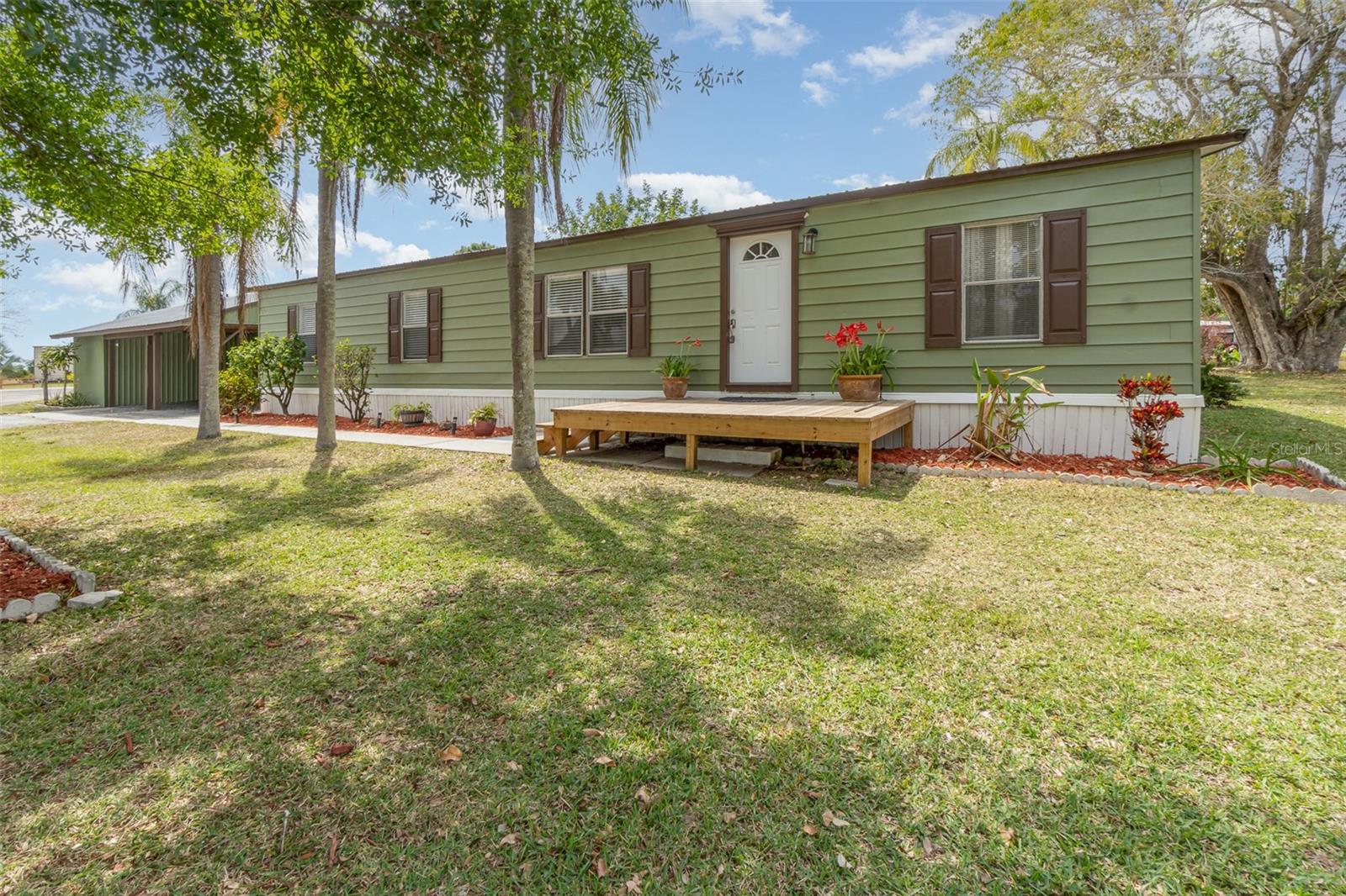Image 4 of 27 For 1300 Riverview Drive