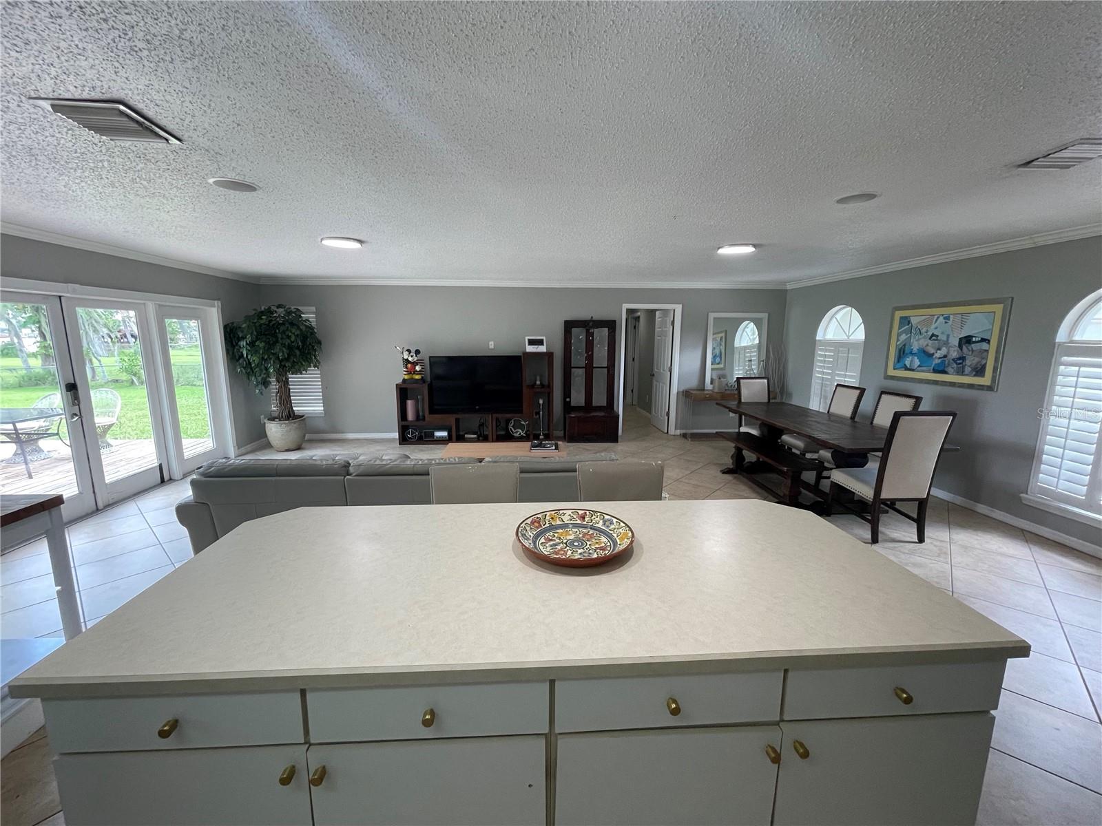 Image 12 of 50 For 12860 Lake Sawyer Lane