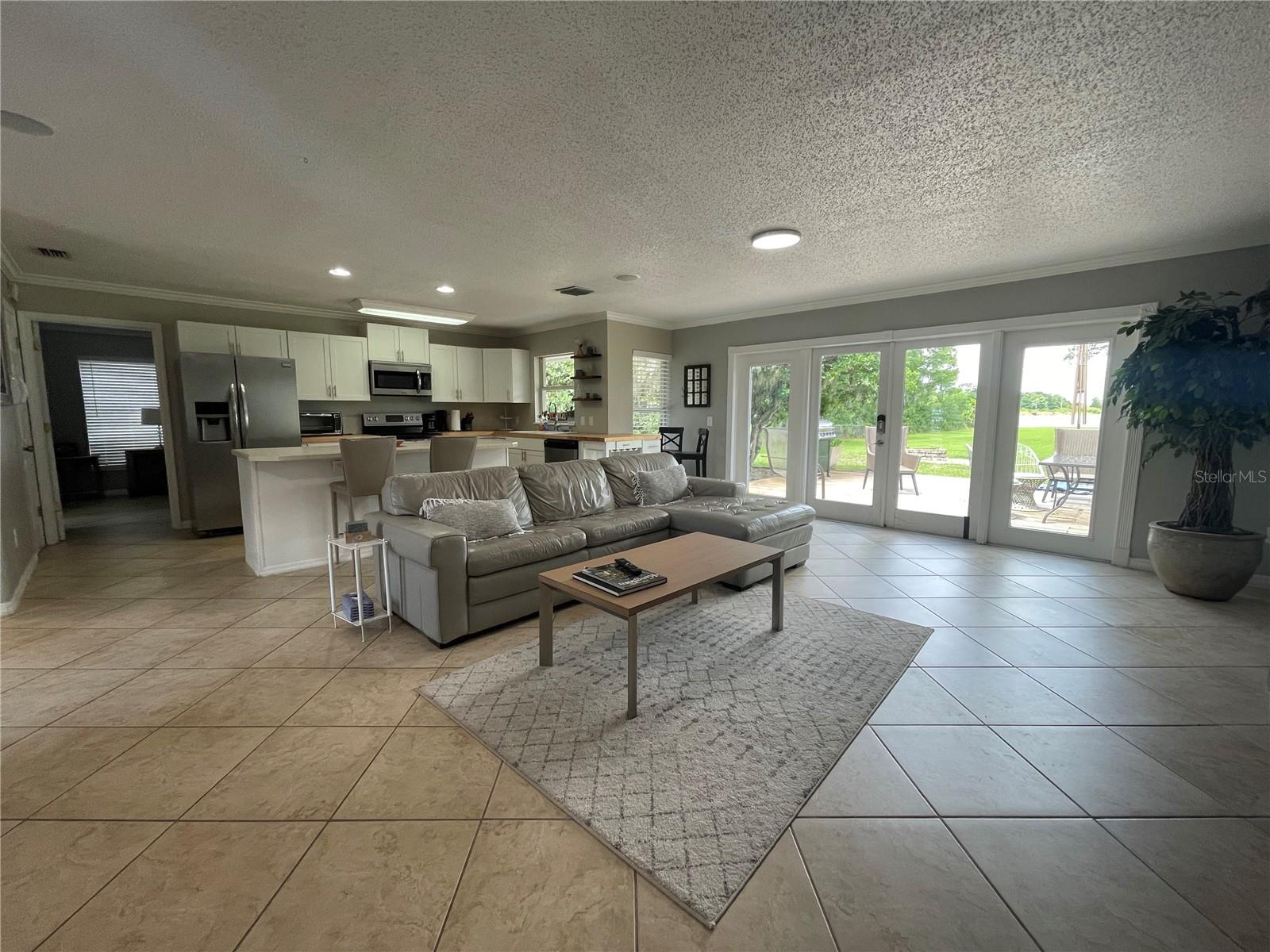 Image 23 of 50 For 12860 Lake Sawyer Lane