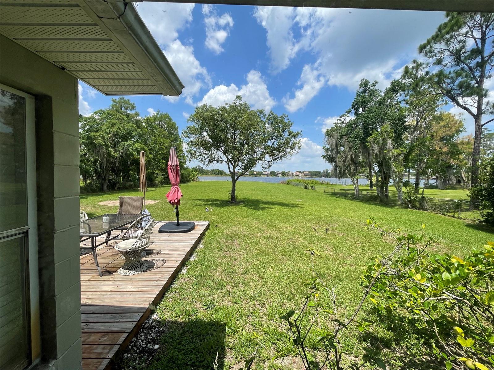 Image 34 of 50 For 12860 Lake Sawyer Lane