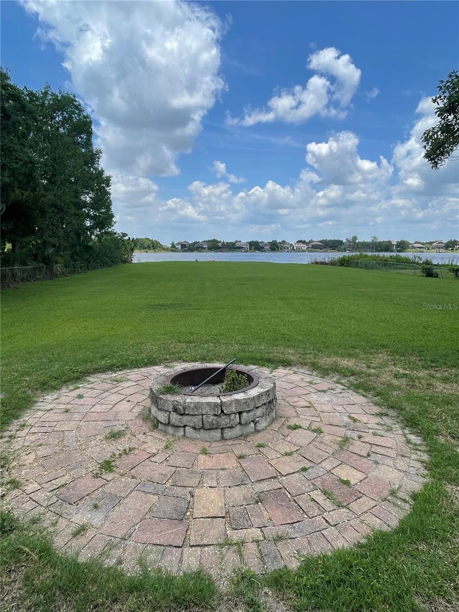 Image 38 of 50 For 12860 Lake Sawyer Lane