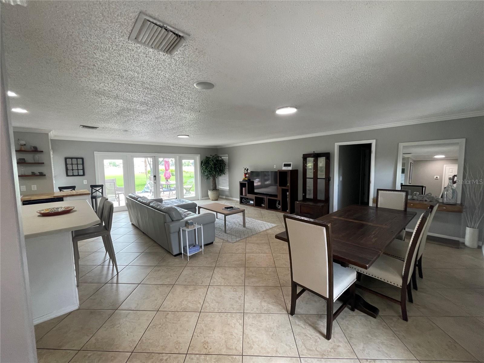 Image 4 of 50 For 12860 Lake Sawyer Lane