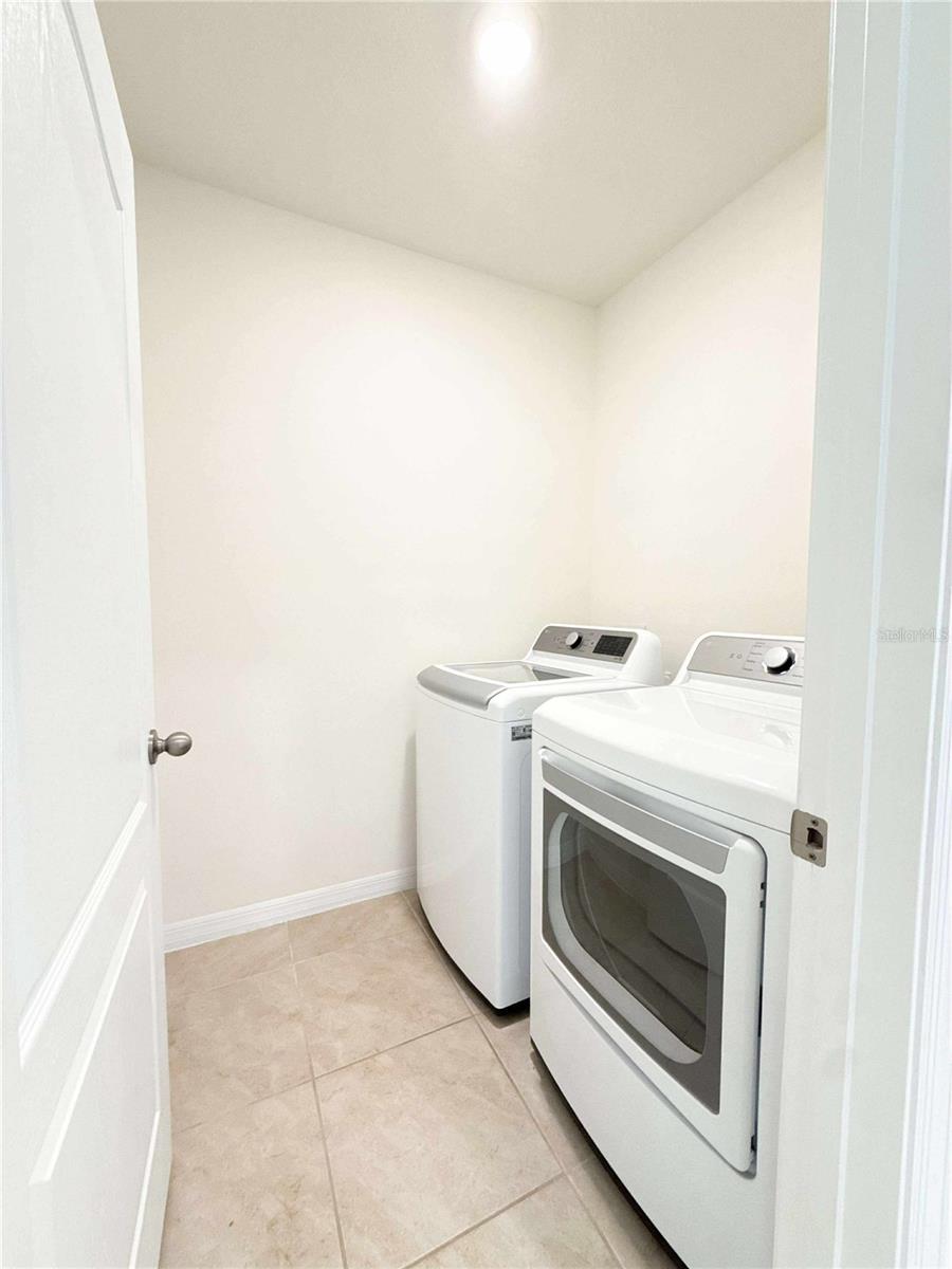 Image 13 of 23 For 6877 Botanic Boulevard