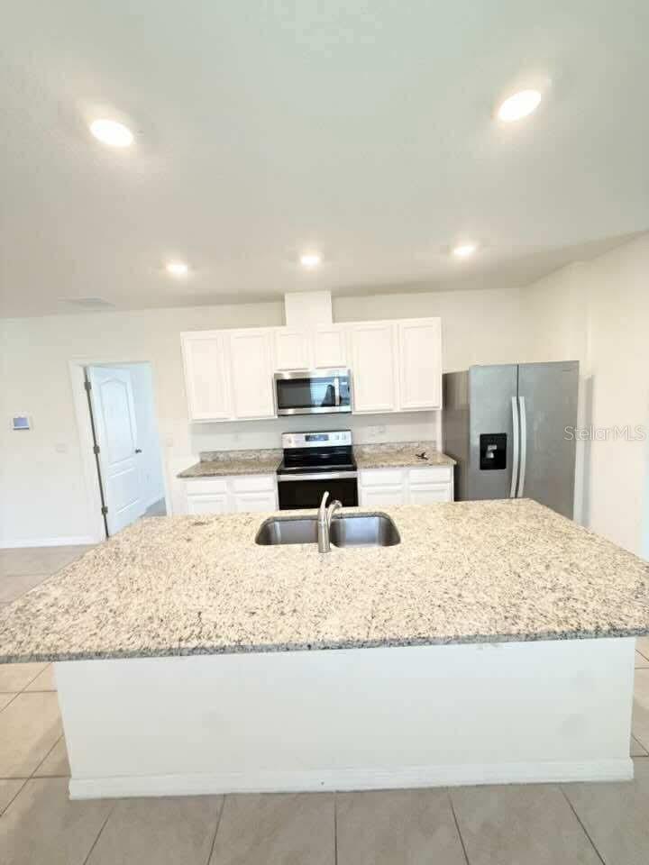 Image 6 of 23 For 6877 Botanic Boulevard