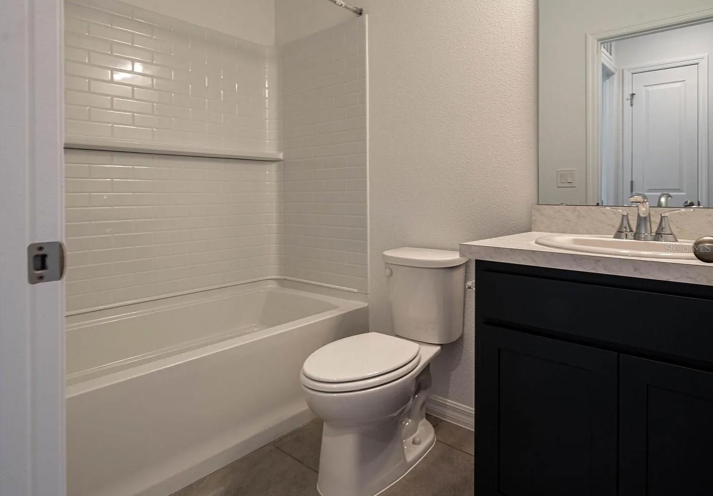 Image 11 of 25 For 735 Costa Lane 26