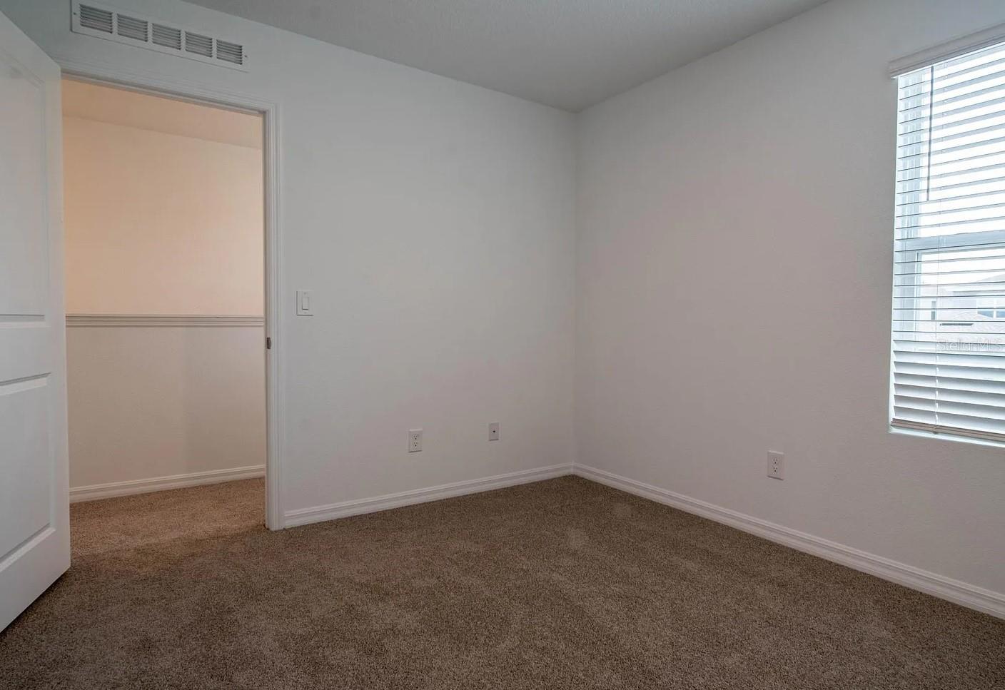 Image 15 of 25 For 735 Costa Lane 26