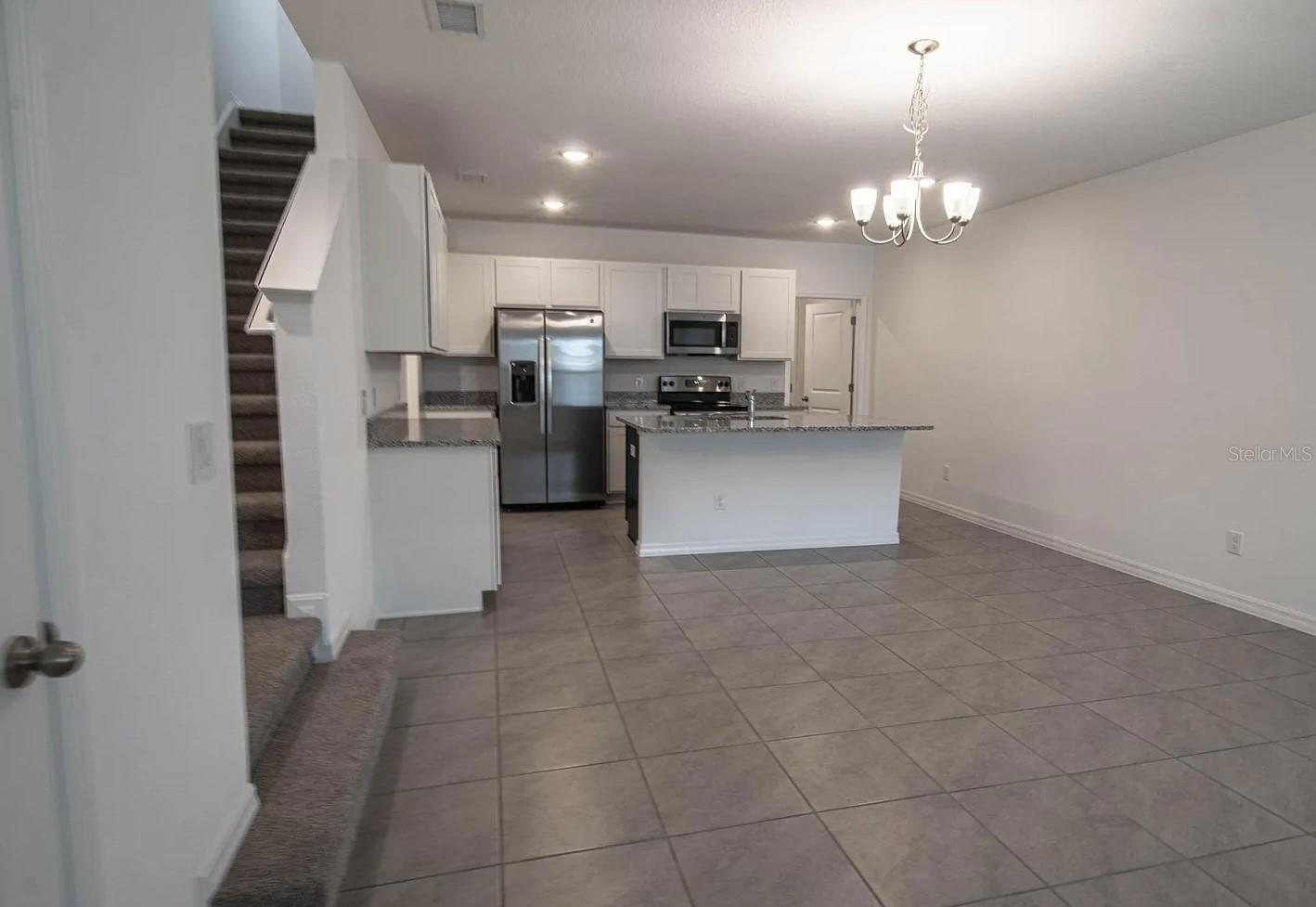 Image 6 of 25 For 735 Costa Lane 26