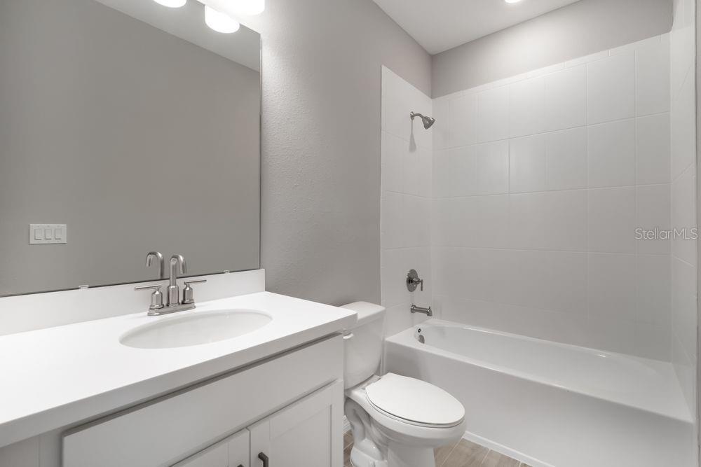Image 18 of 34 For 854 Junonia Boulevard