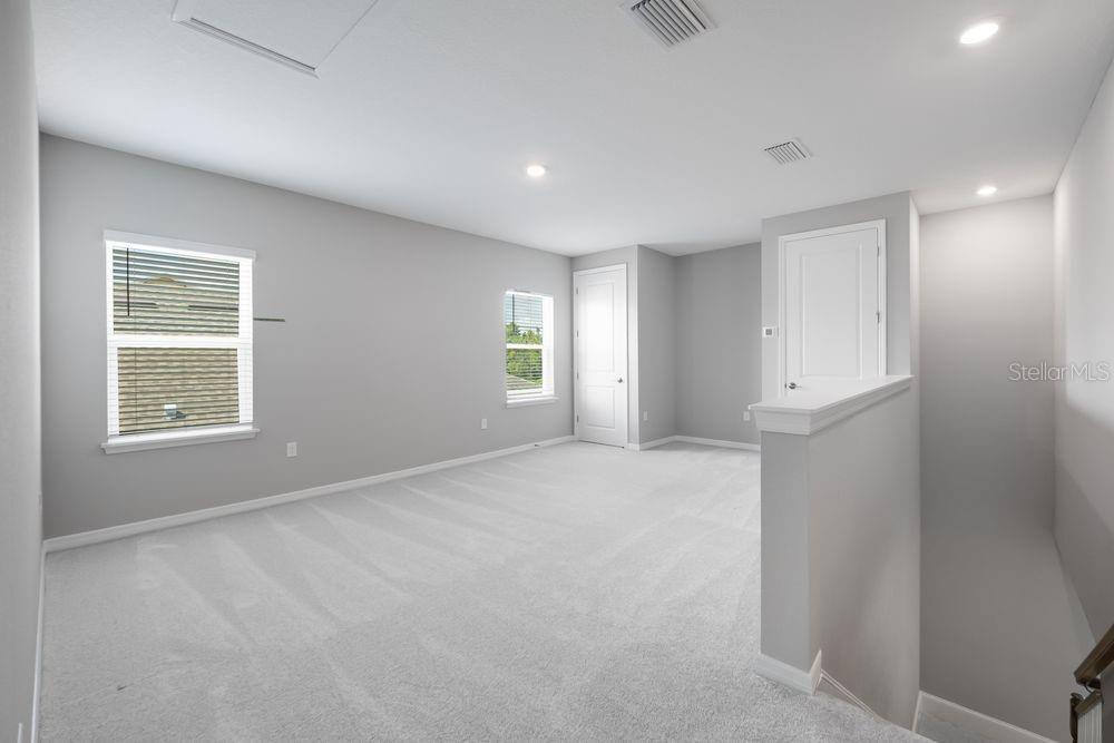 Image 22 of 34 For 854 Junonia Boulevard