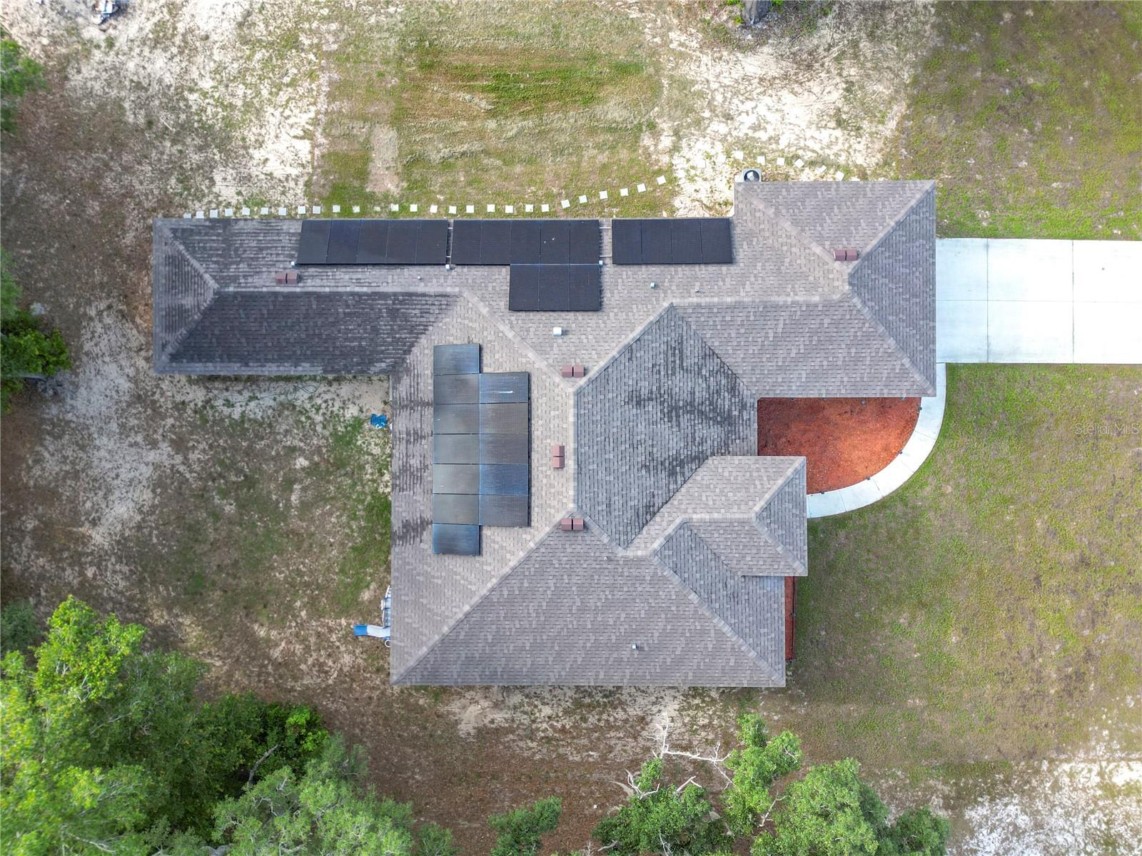 Image 20 of 50 For 9495 Baymeadows Drive