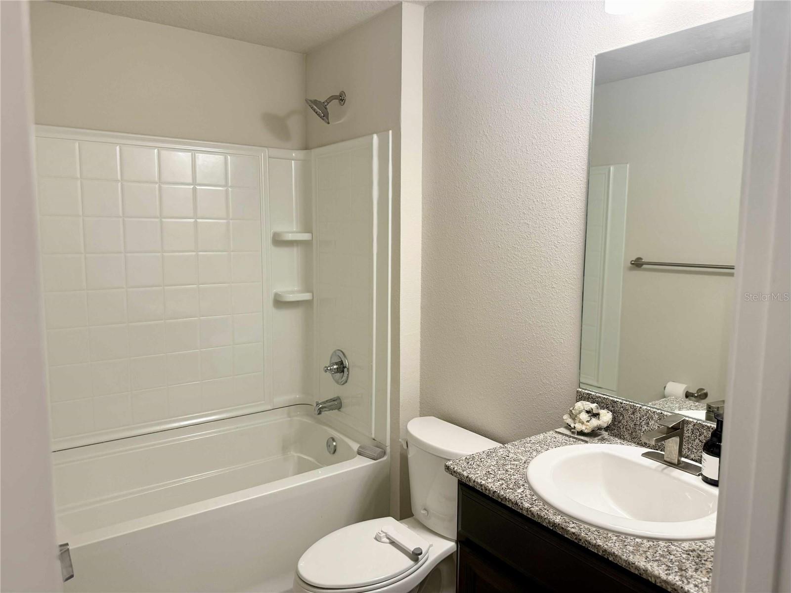 Image 33 of 50 For 9495 Baymeadows Drive