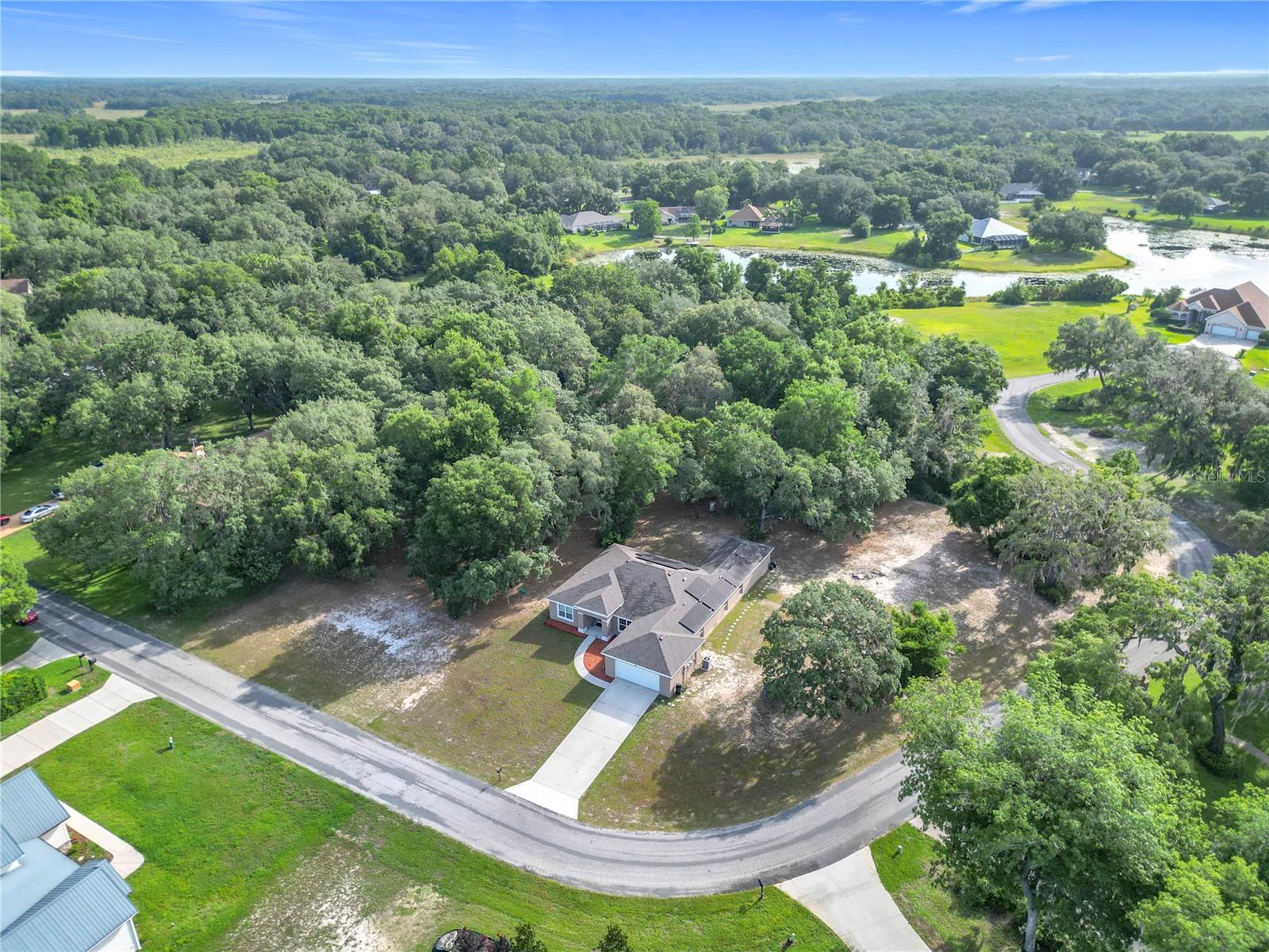 Image 8 of 50 For 9495 Baymeadows Drive