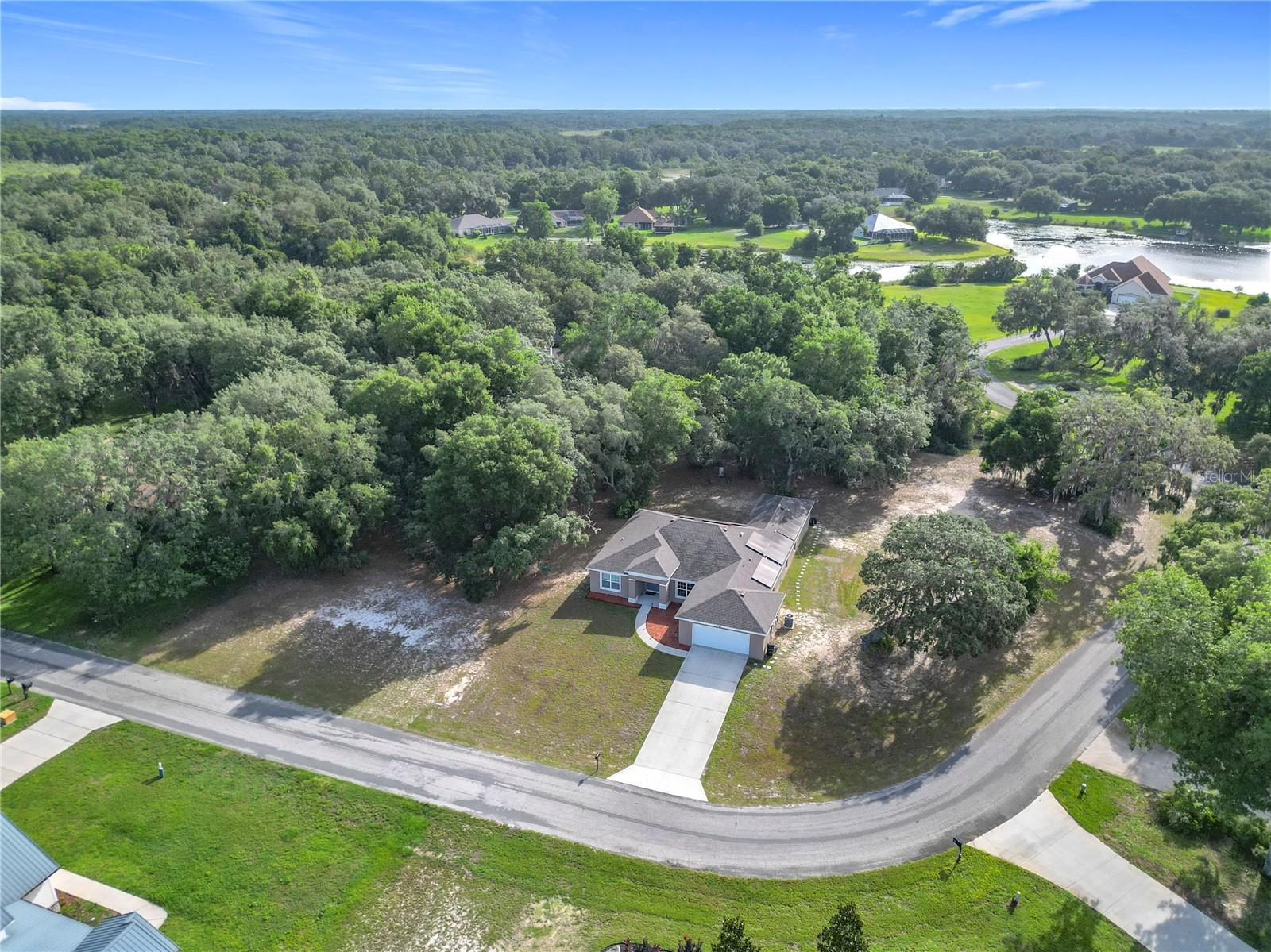 Image 9 of 50 For 9495 Baymeadows Drive