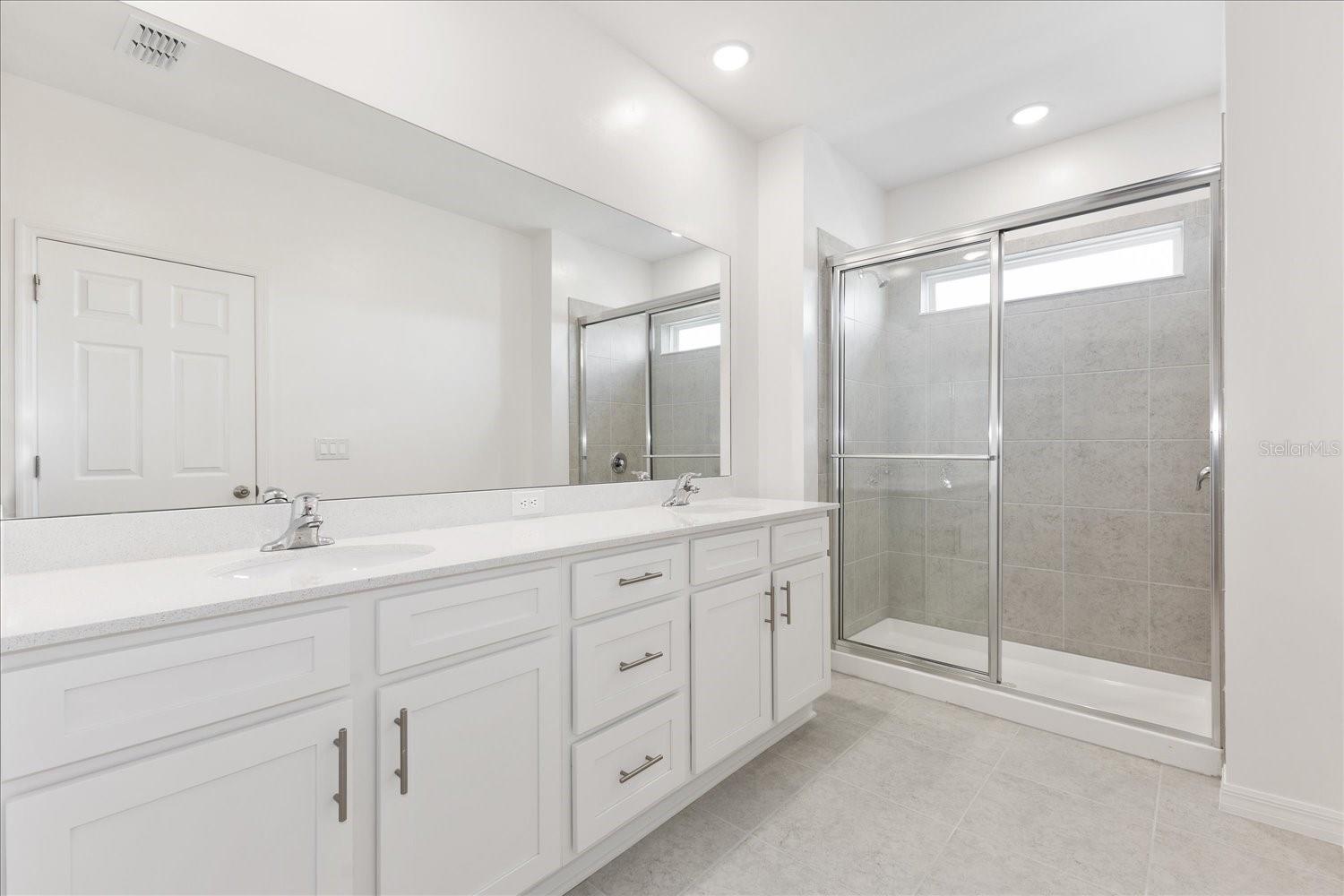 Image 10 of 26 For 17330 Alderwood Lane