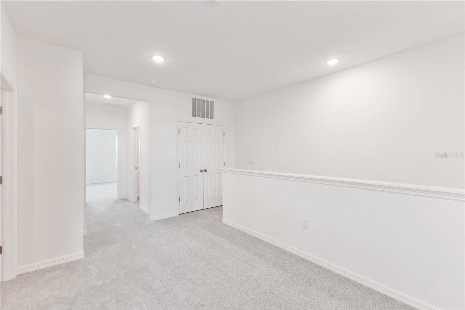 Image 11 of 26 For 17330 Alderwood Lane