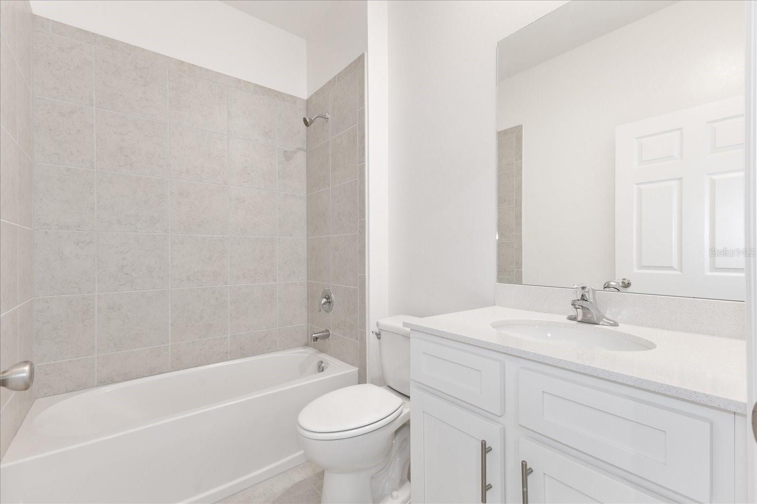 Image 15 of 26 For 17330 Alderwood Lane