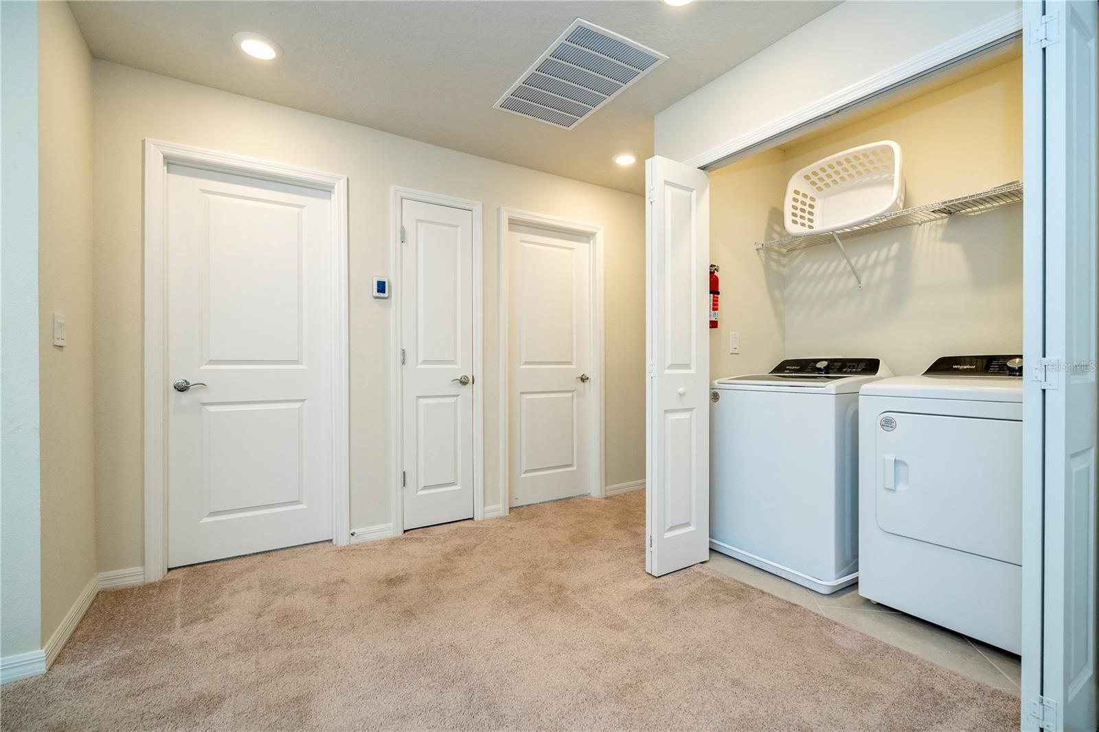 Image 41 of 88 For 1292 Blue Island Drive
