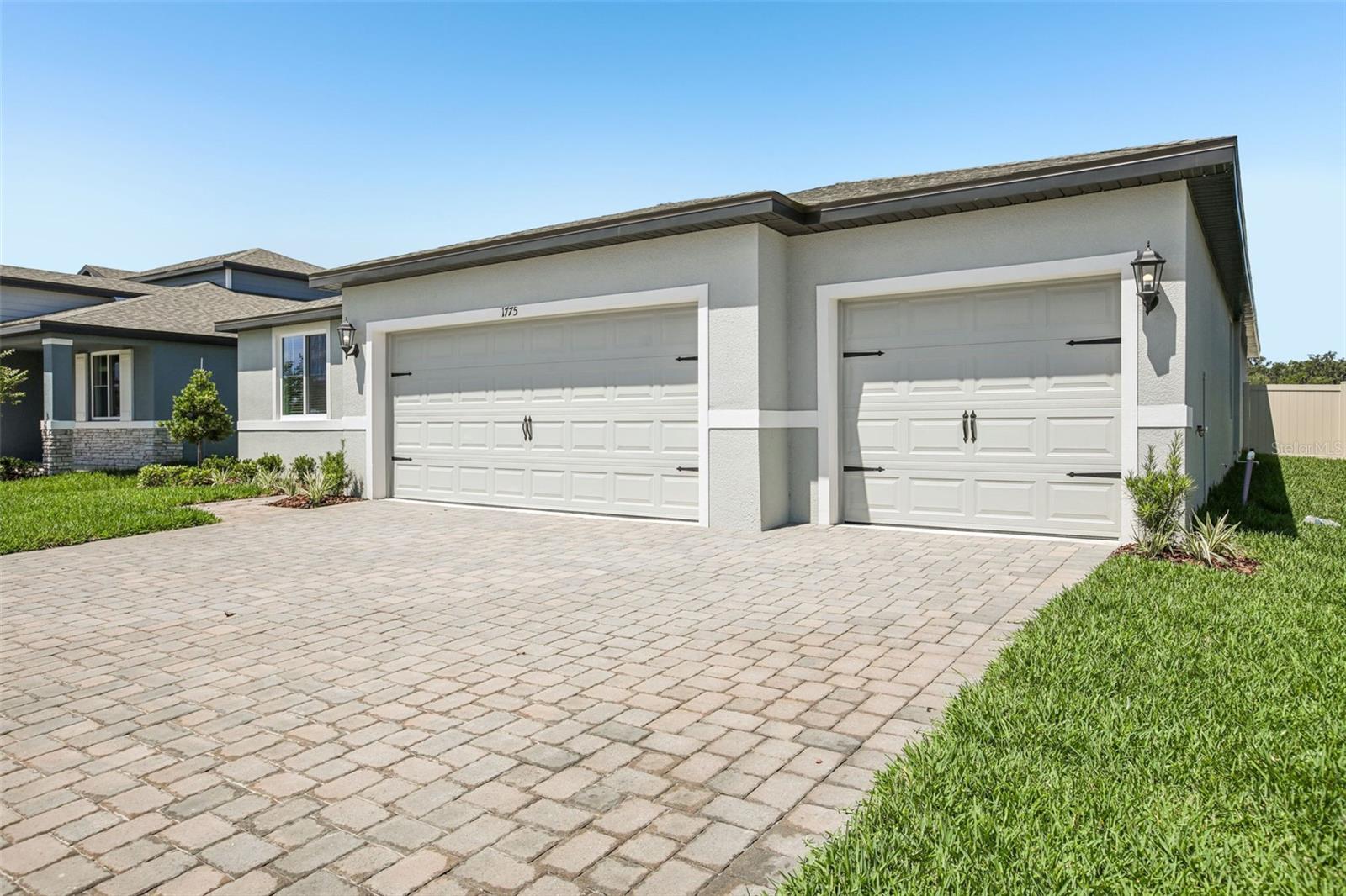 Image 13 of 27 For 1775 Draughton Drive
