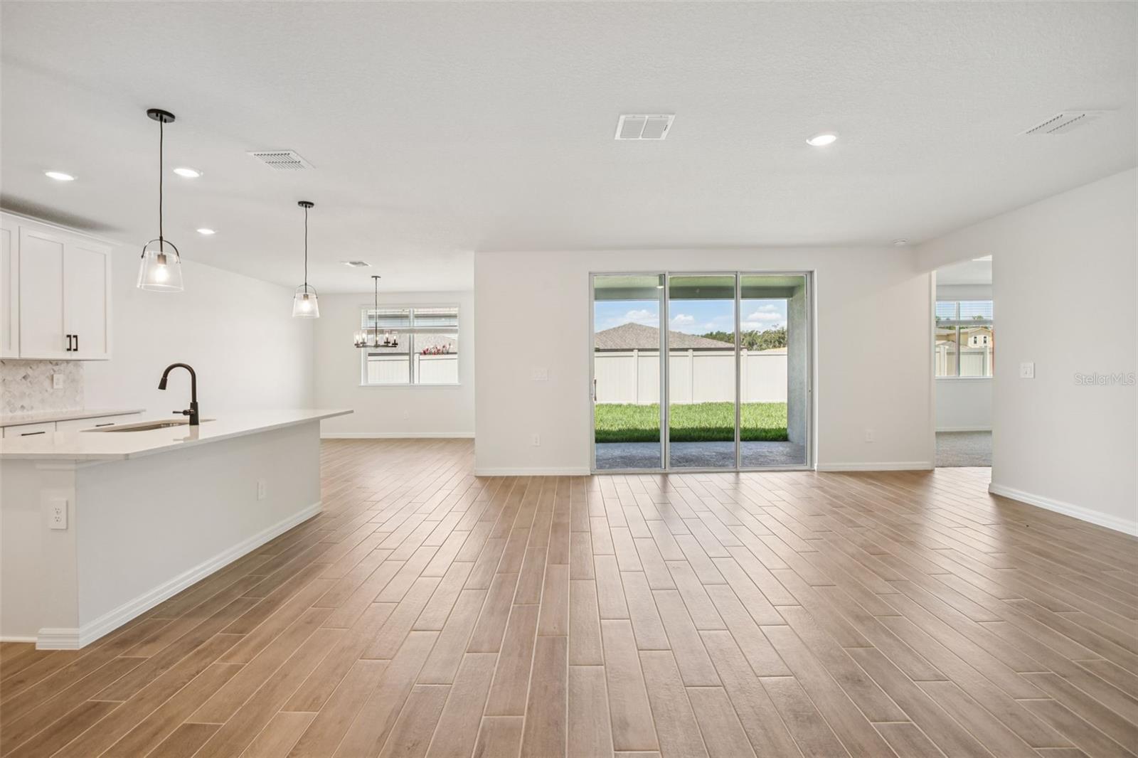 Image 4 of 27 For 1775 Draughton Drive