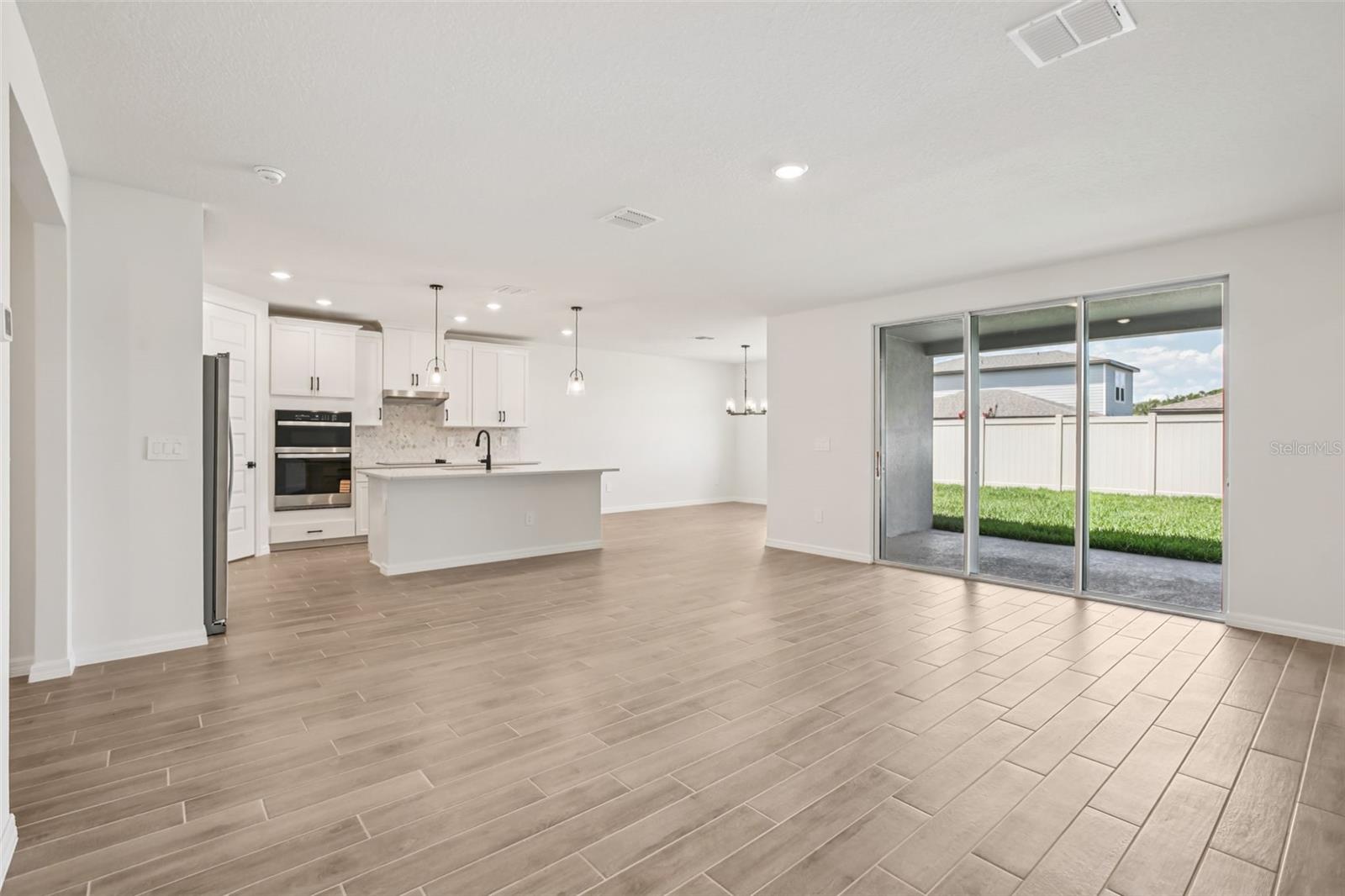 Image 6 of 27 For 1775 Draughton Drive