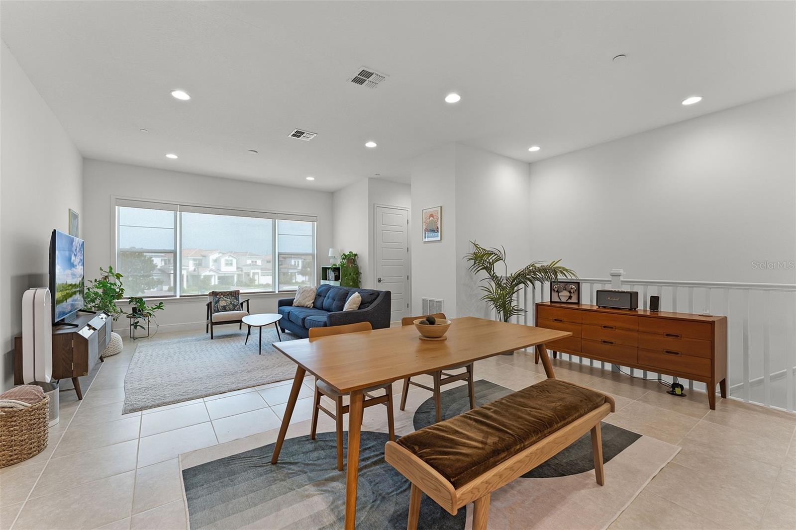 Image 18 of 58 For 10108 Sunnifa Alley