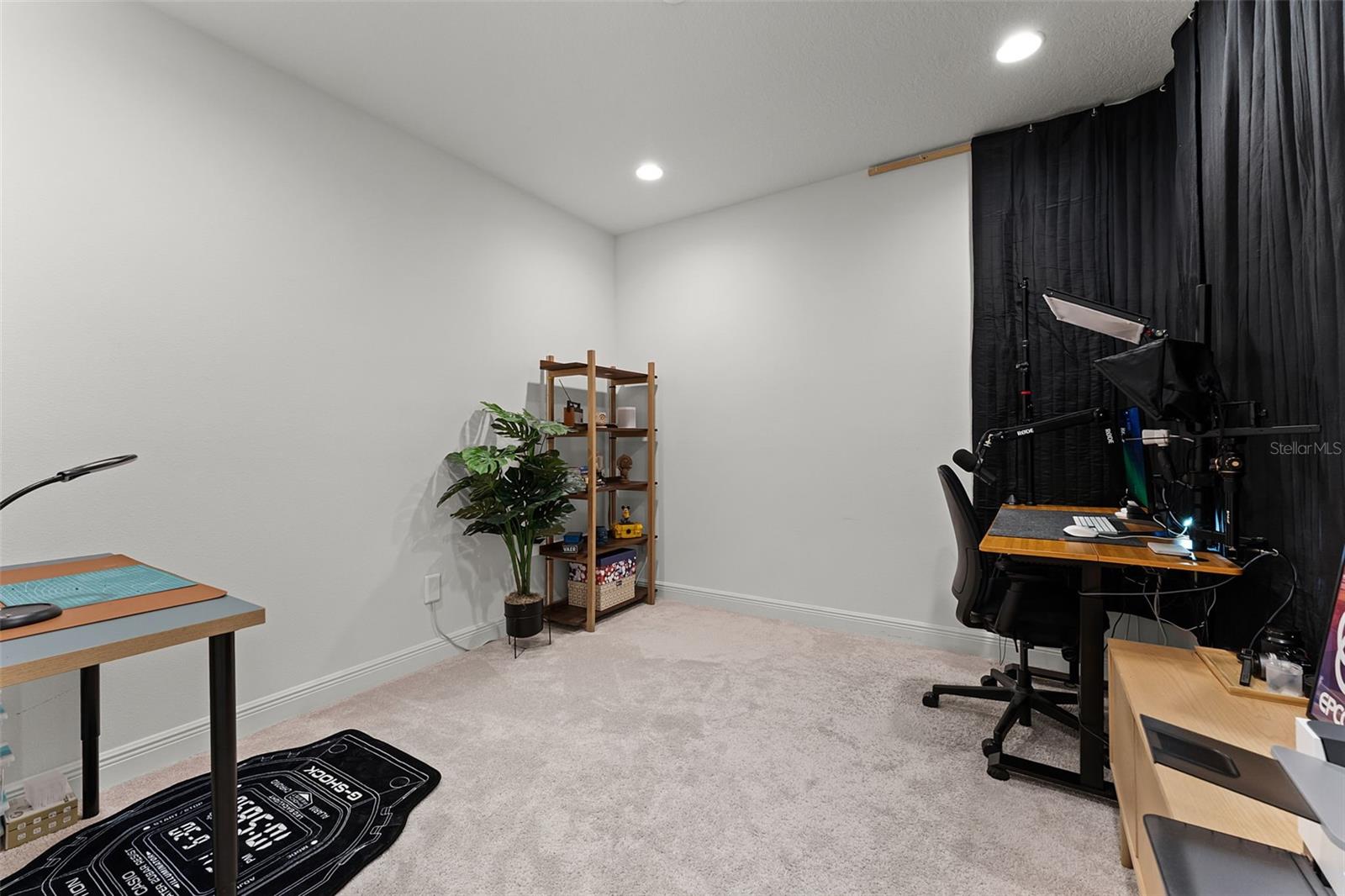 Image 30 of 58 For 10108 Sunnifa Alley