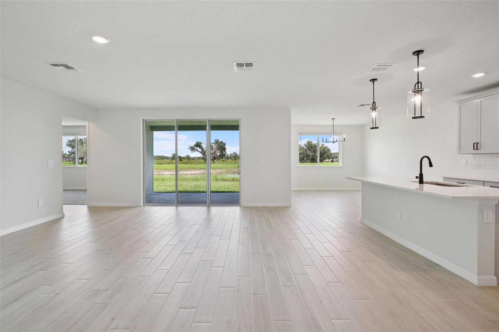 Image 5 of 37 For 1806 Draughton Drive