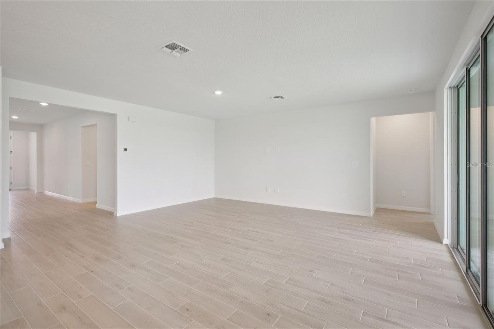 Image 6 of 37 For 1806 Draughton Drive