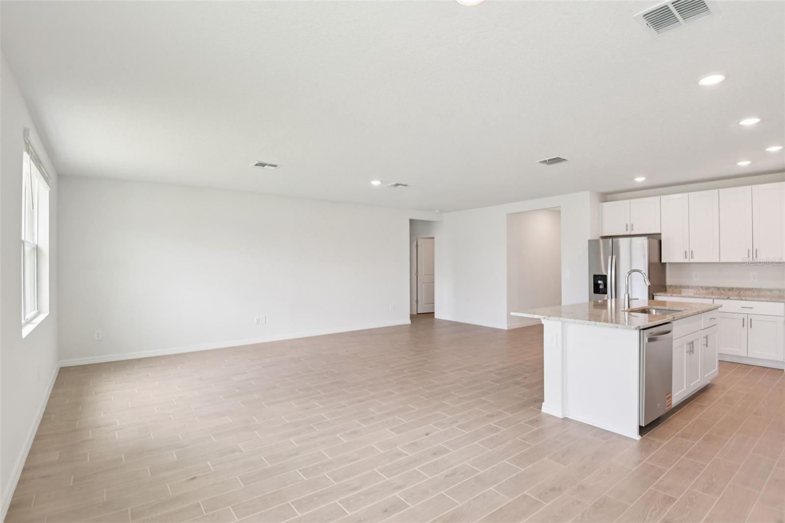 Image 15 of 29 For 1732 Brekey Way