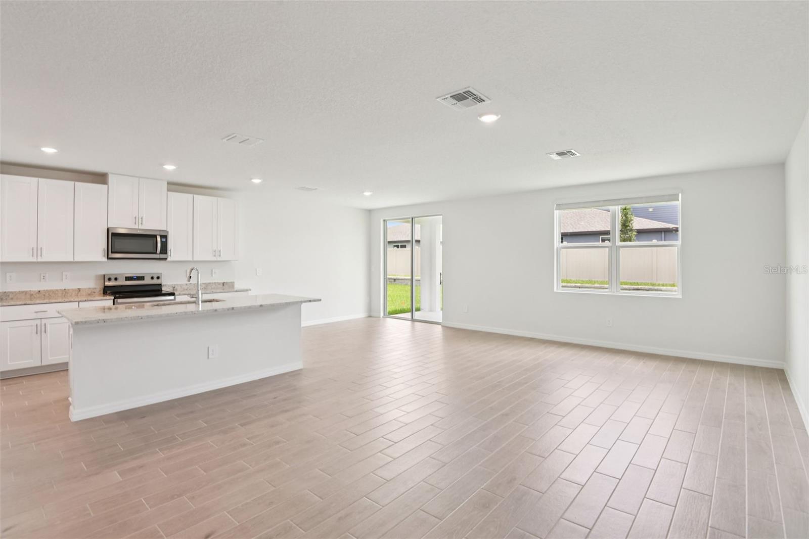 Image 18 of 29 For 1732 Brekey Way