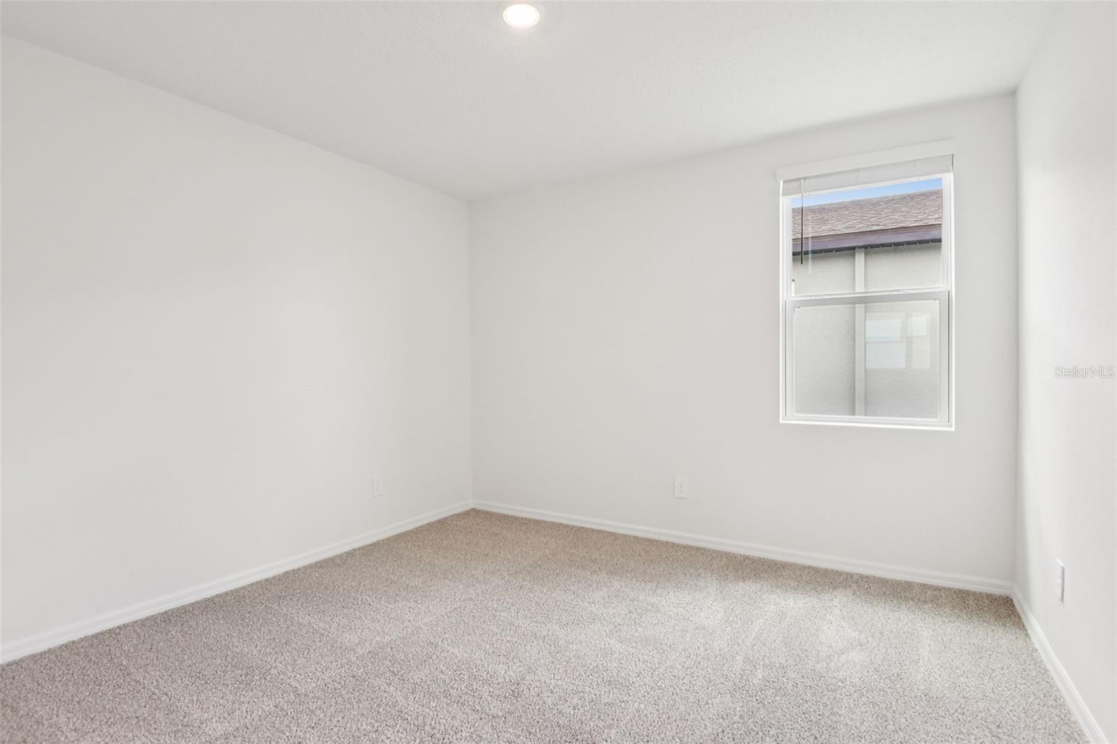 Image 20 of 29 For 1732 Brekey Way