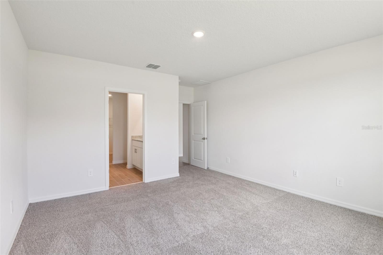 Image 6 of 29 For 1732 Brekey Way
