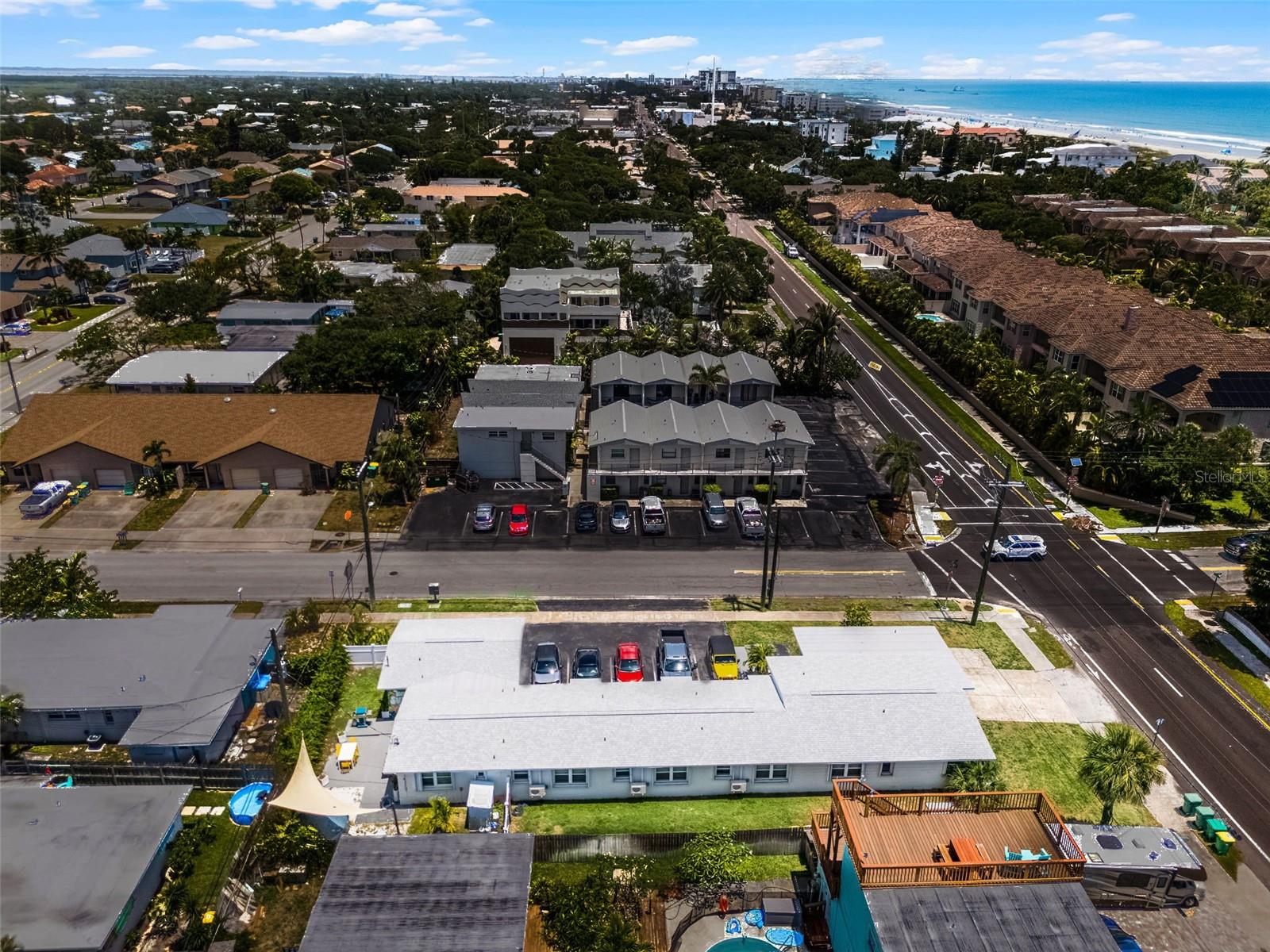 Image 3 of 57 For 402 Orlando Avenue