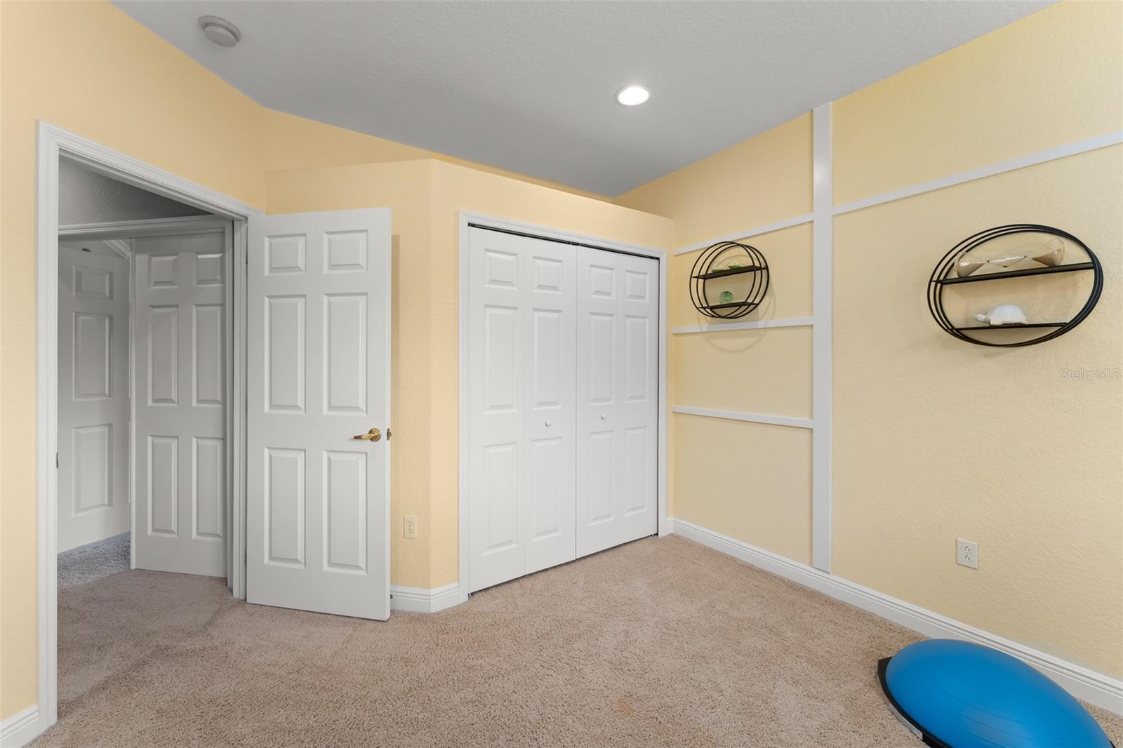Image 39 of 51 For 600 Egret Place Drive