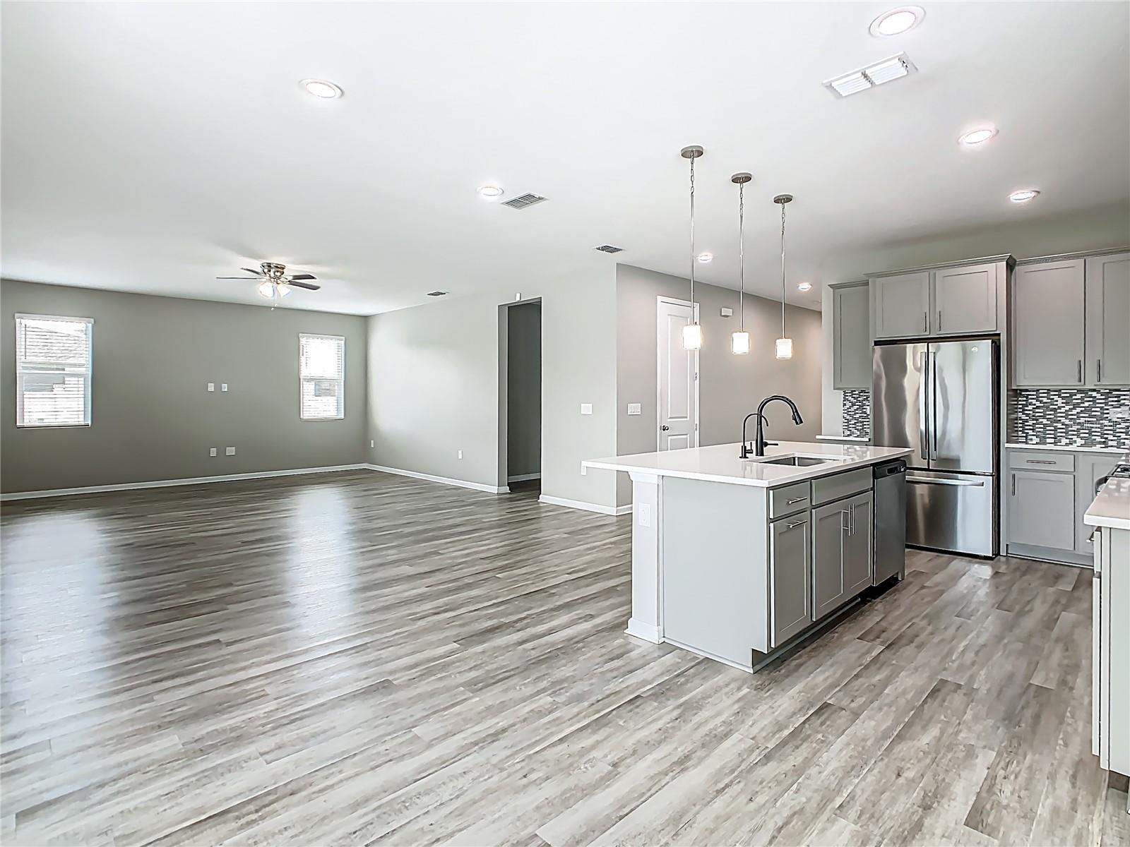 Image 13 of 66 For 242 White Heron Way