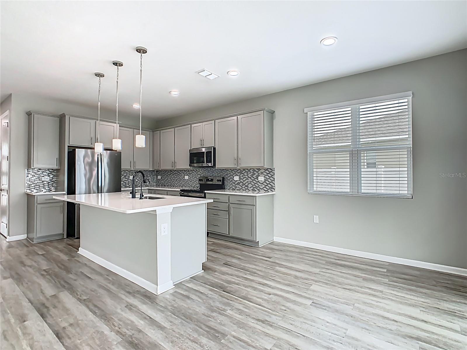 Image 15 of 66 For 242 White Heron Way