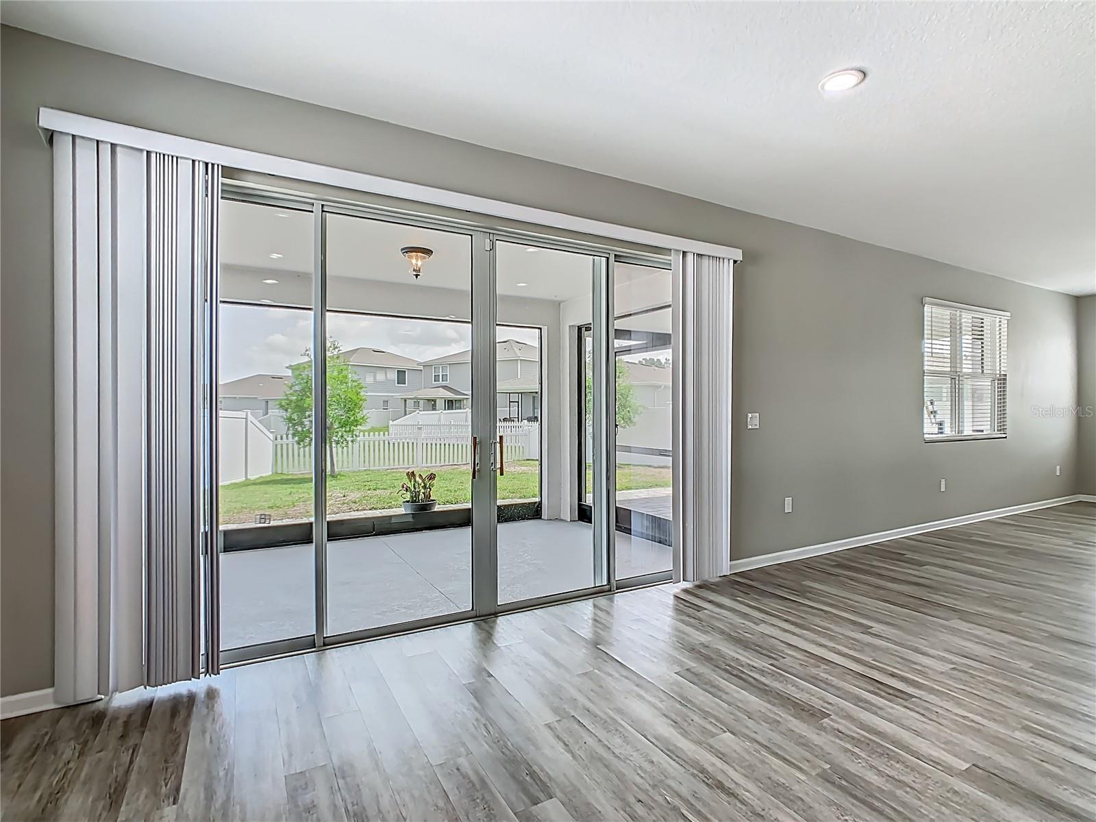 Image 17 of 66 For 242 White Heron Way