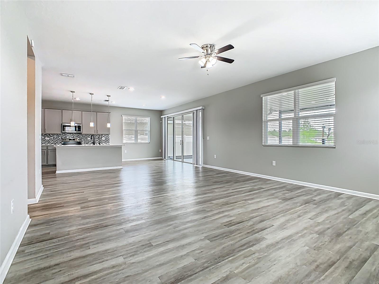 Image 22 of 66 For 242 White Heron Way