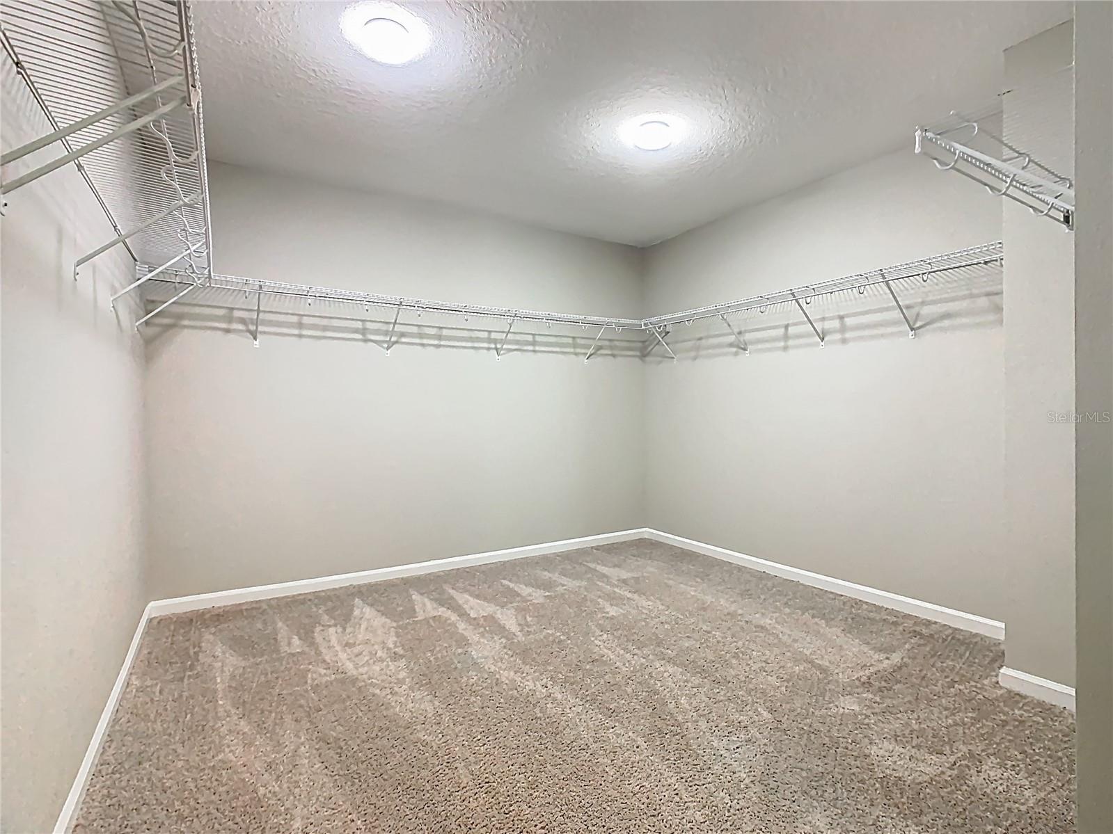 Image 31 of 66 For 242 White Heron Way