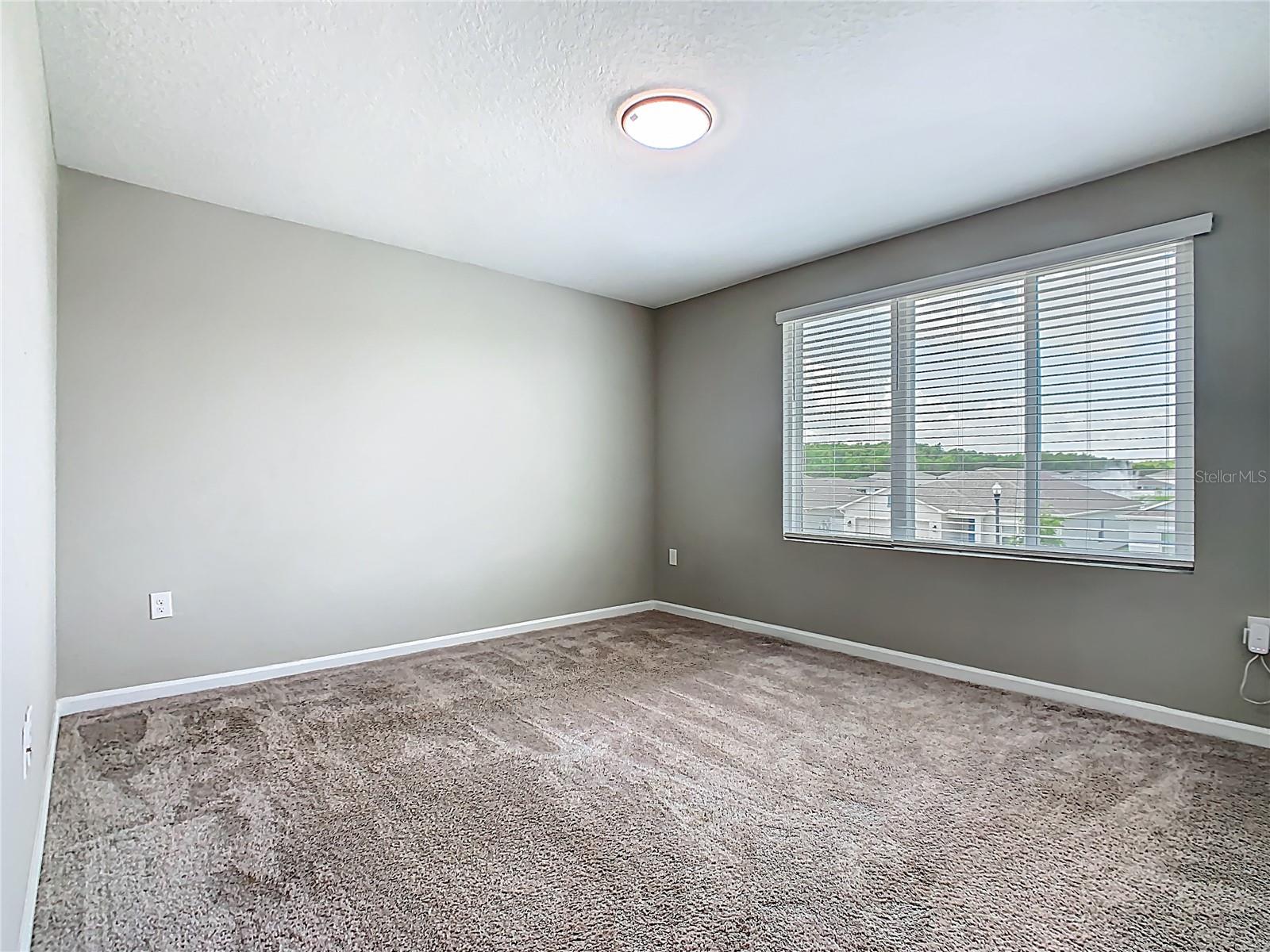 Image 37 of 66 For 242 White Heron Way
