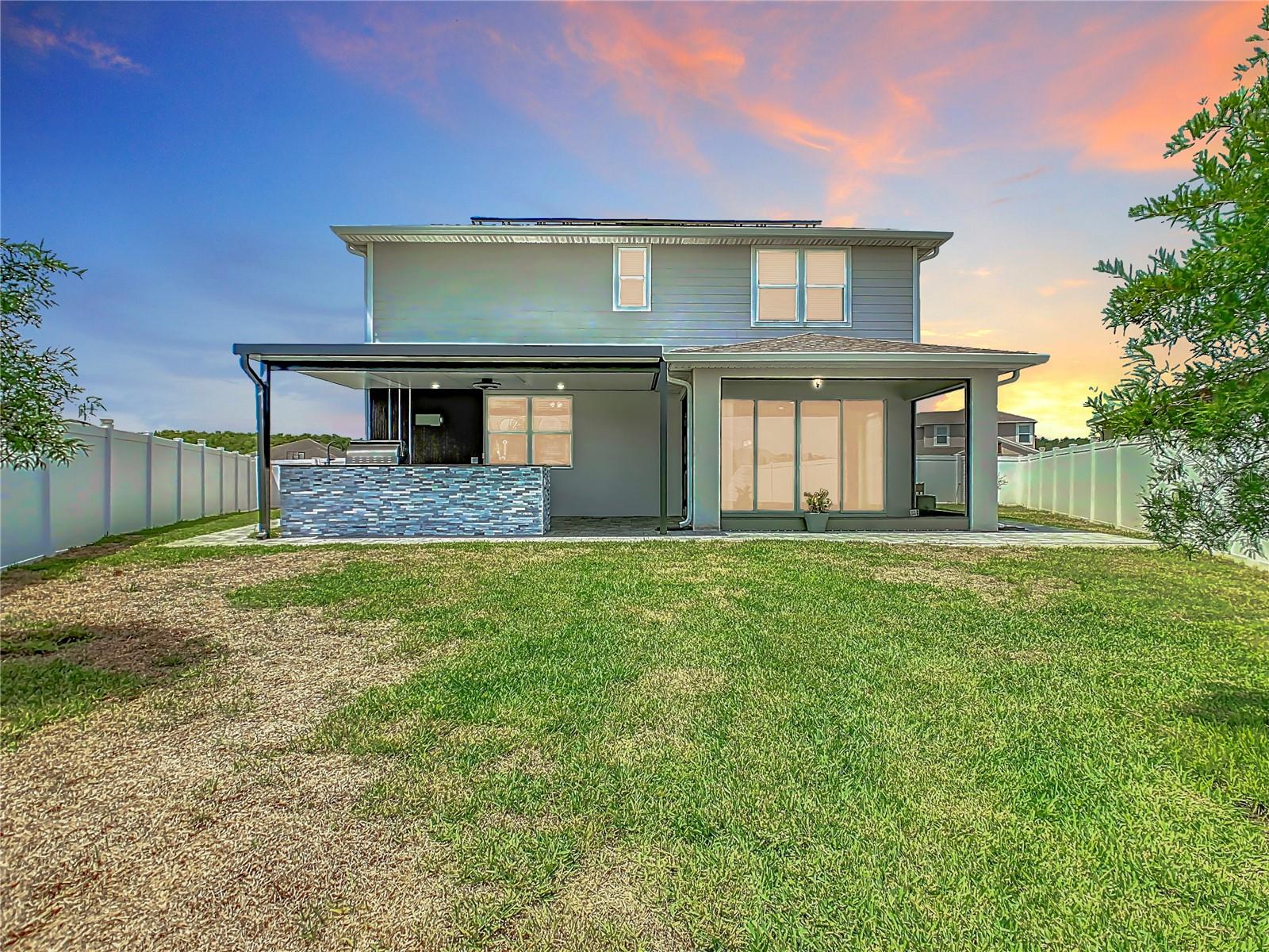 Image 7 of 66 For 242 White Heron Way