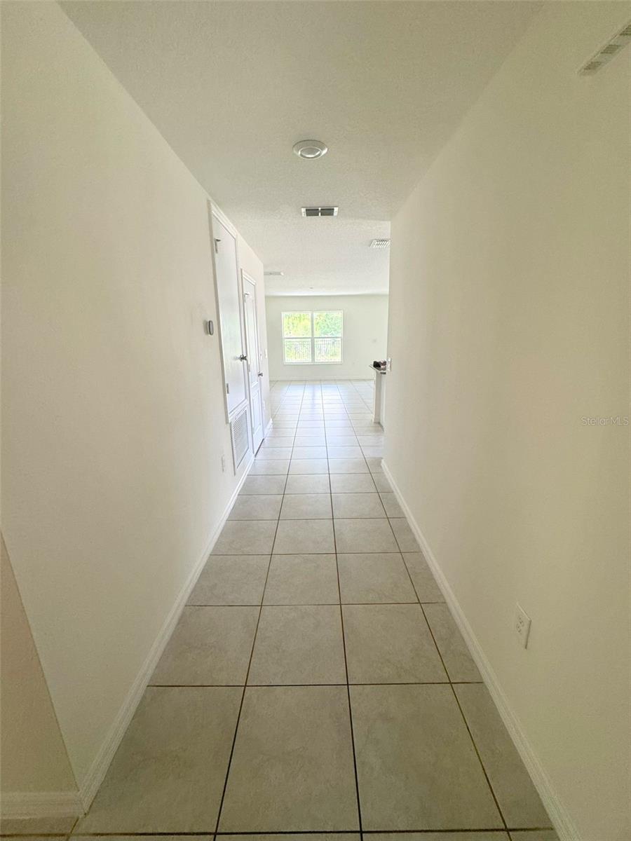 Image 14 of 21 For 1557 Venice Lane