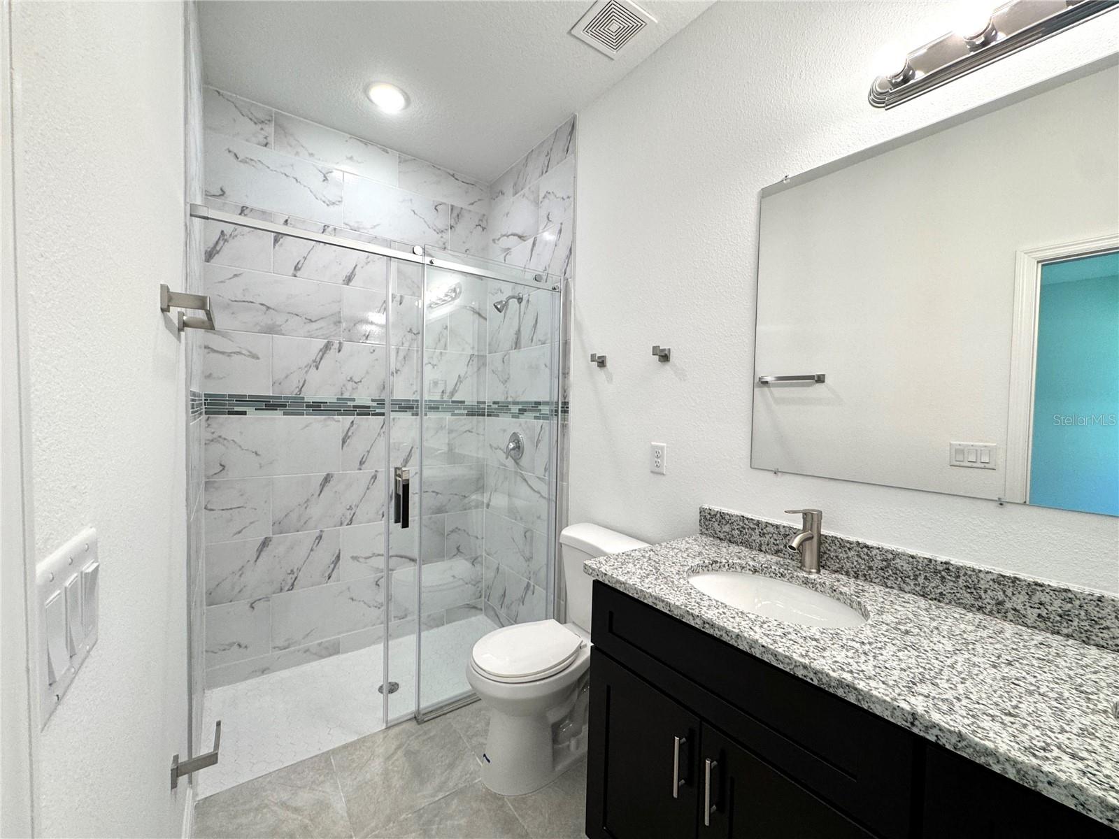Listing photo id 18 for 10616 Didiscus Drive