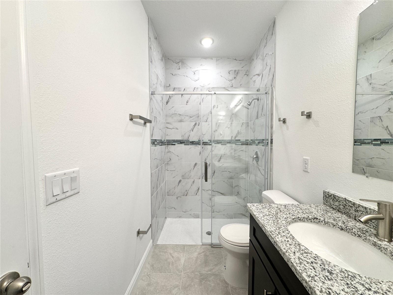 Listing photo id 19 for 10616 Didiscus Drive