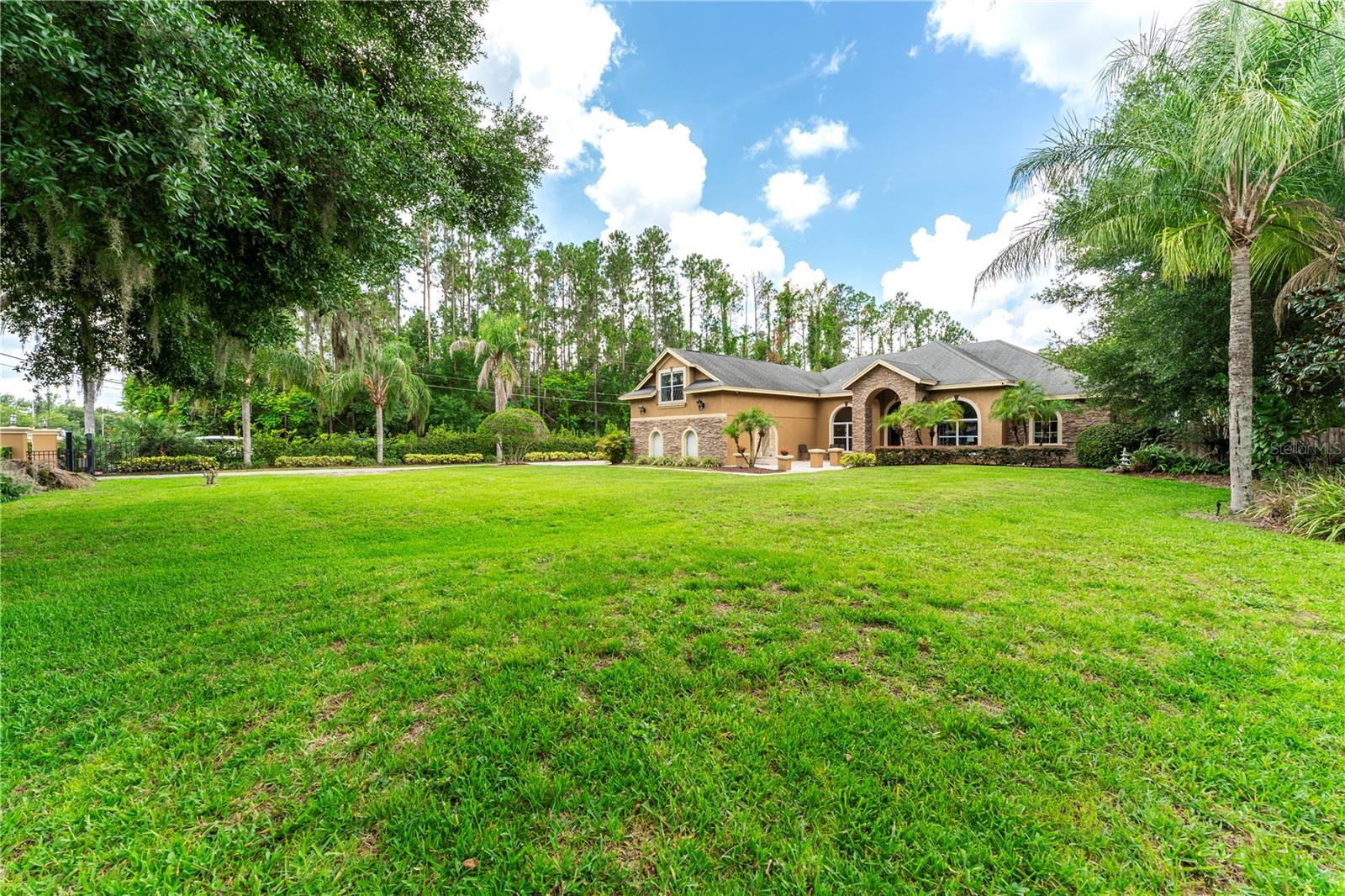 Image 8 of 58 For 6720 Winter Garden Vineland Road
