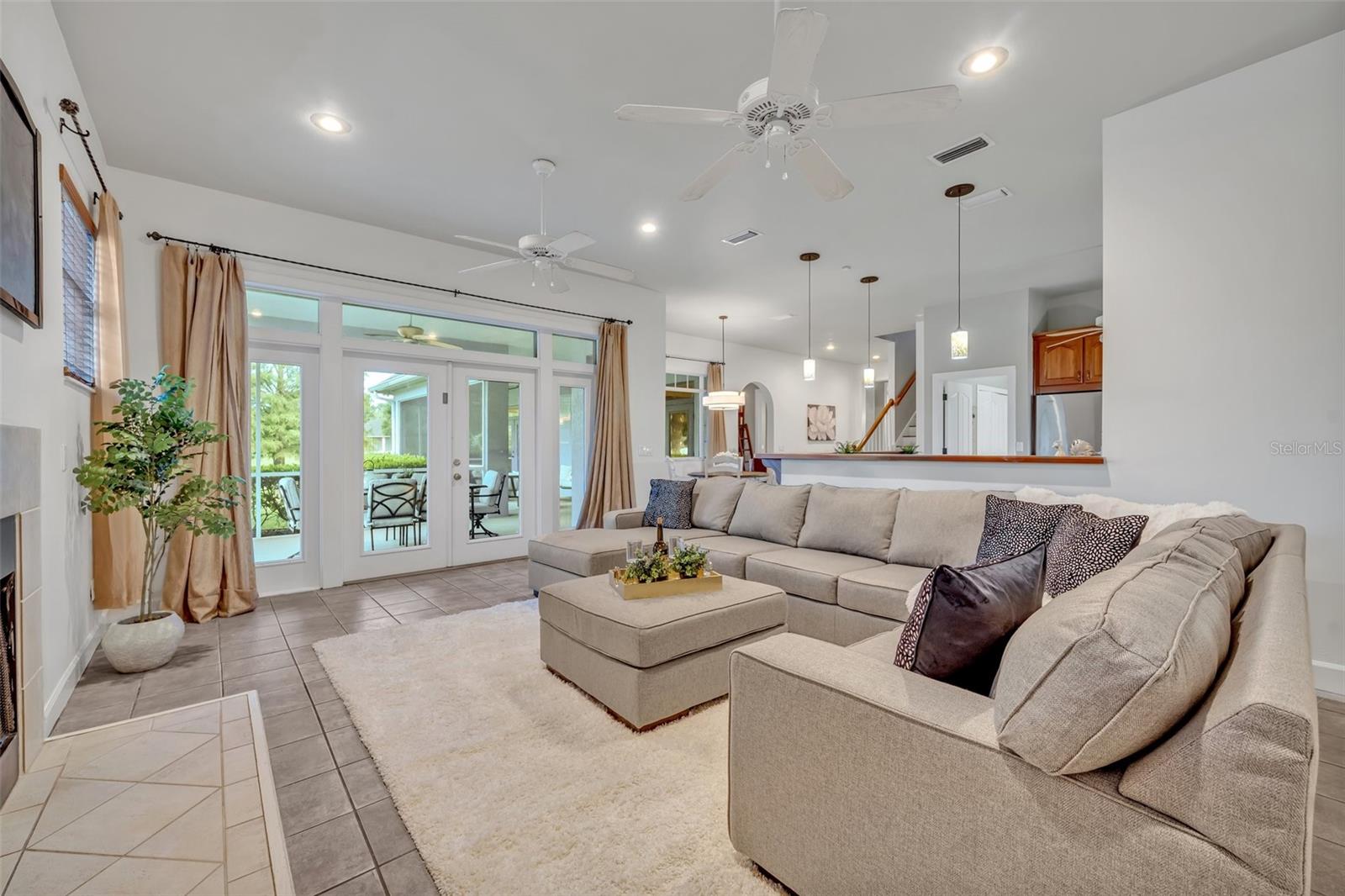 Image 10 of 33 For 2523 Madron Court