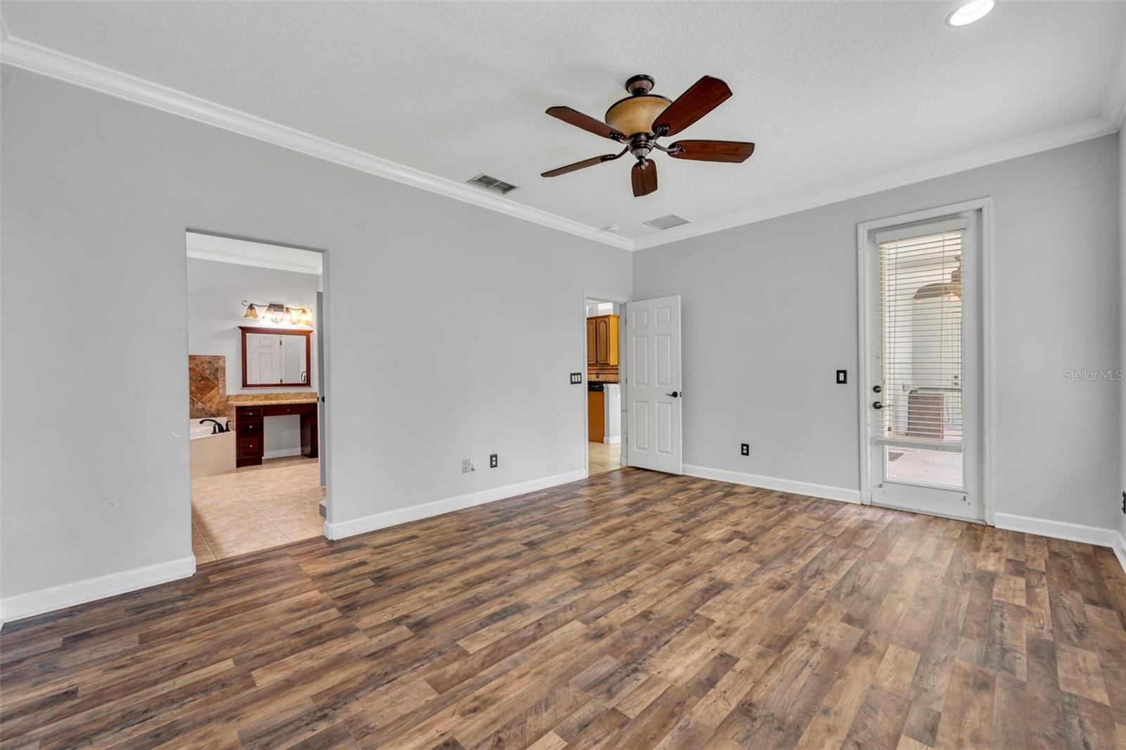 Image 26 of 31 For 4942 Lake Milly Drive