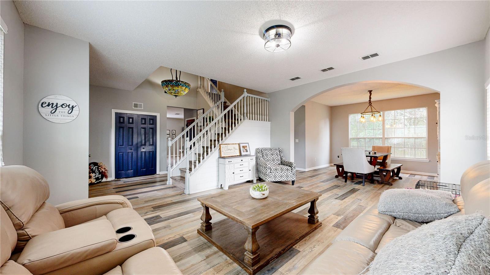 Image 2 of 42 For 1441 Laurel Oak Drive