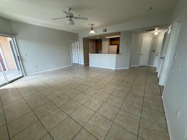 Image 3 of 11 For 2000 Erving Circle 303